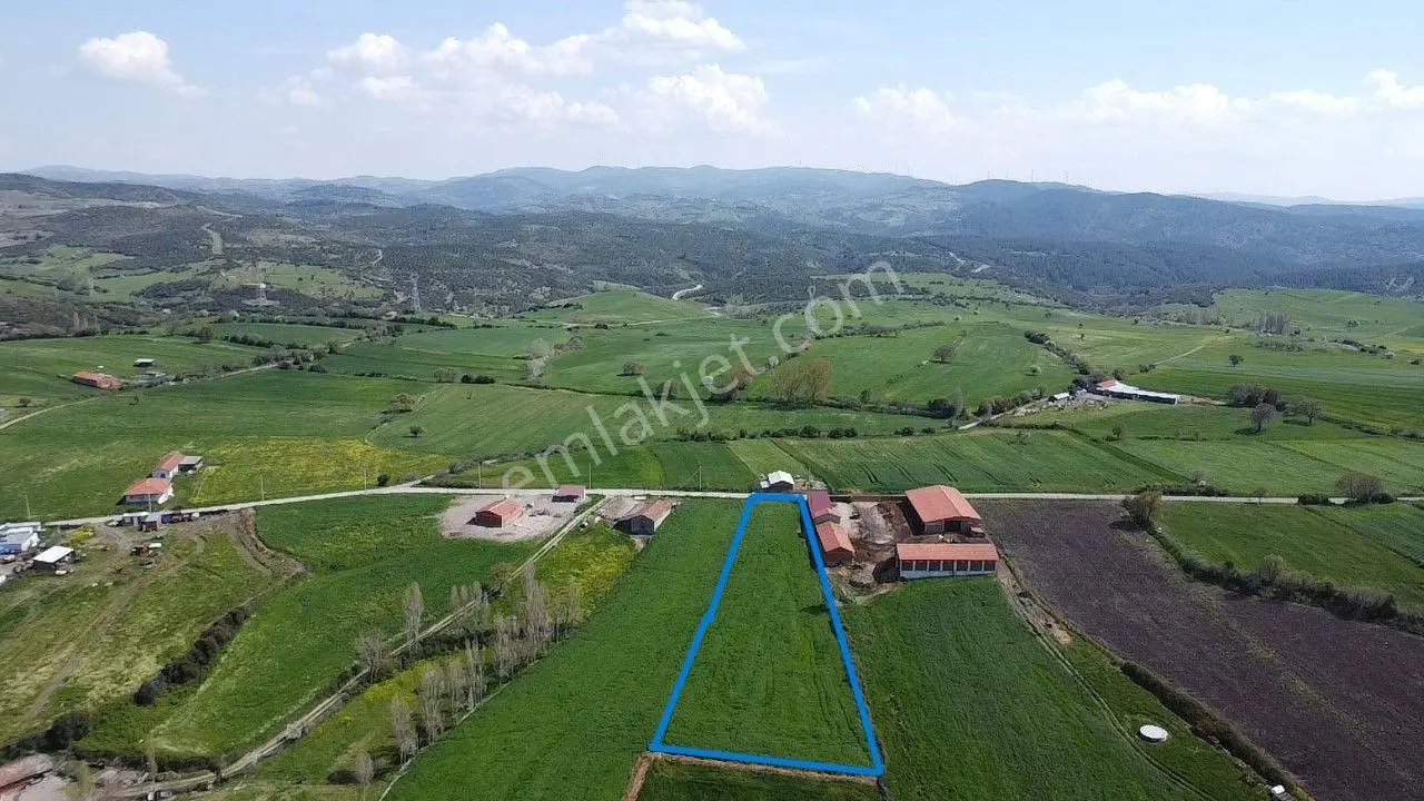 Lapseki Şahinli Köyünde 4100 M2 Satılık Tarla Han Emlak'tan - Görsel 2