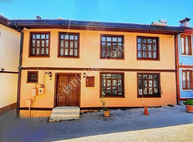 Tophane De Yeni Restoreli 2 Katlı Tarihi Osmanlı Evi 165 M2 - Görsel 18