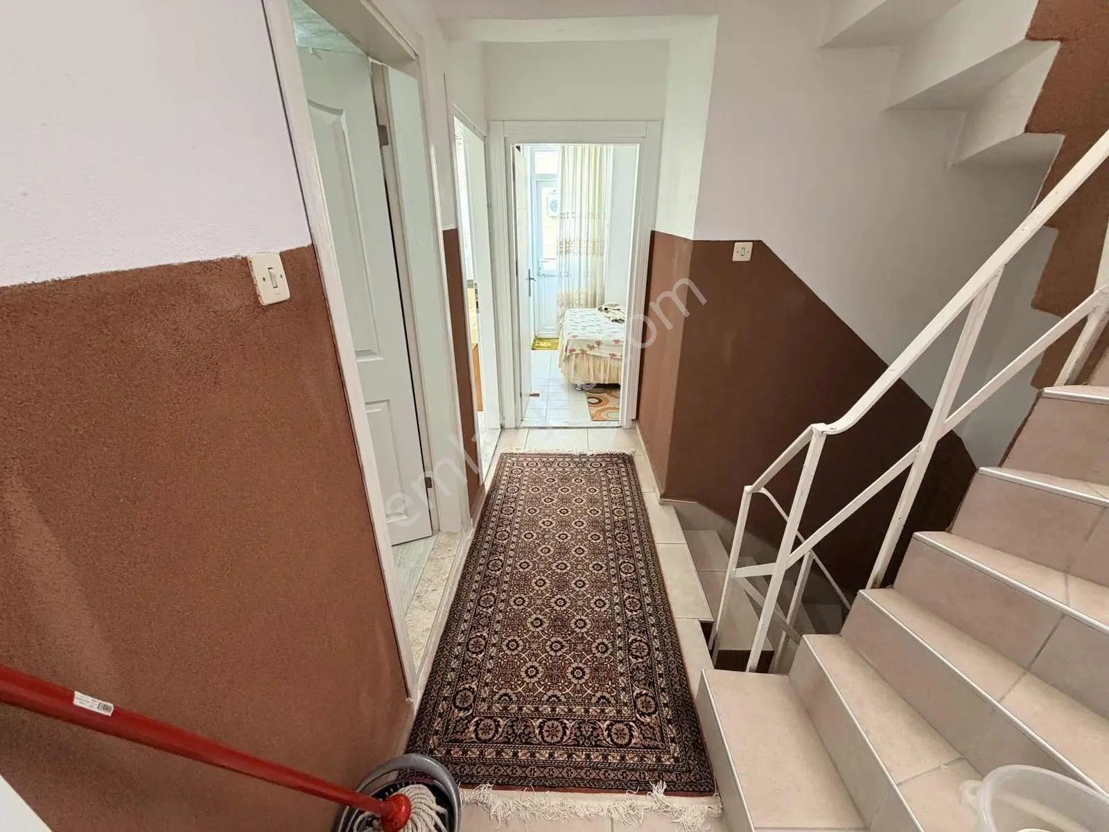 Kadriyede Güzel Lokasyonda Havuz Yapımına Uygun İkiz Villa - Görsel 3