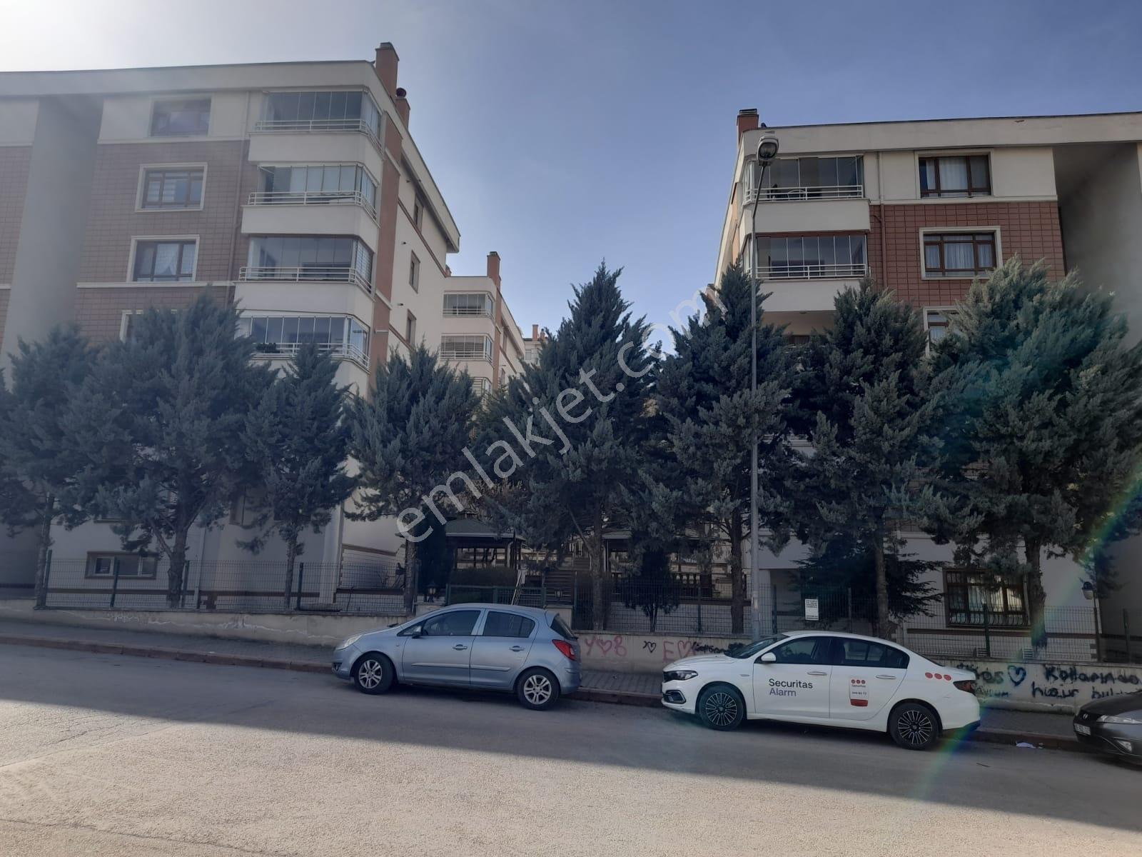 Turgut Özal Mah.çok İyi Yapılı Manzaralı Satılık 3+1 - Görsel 32