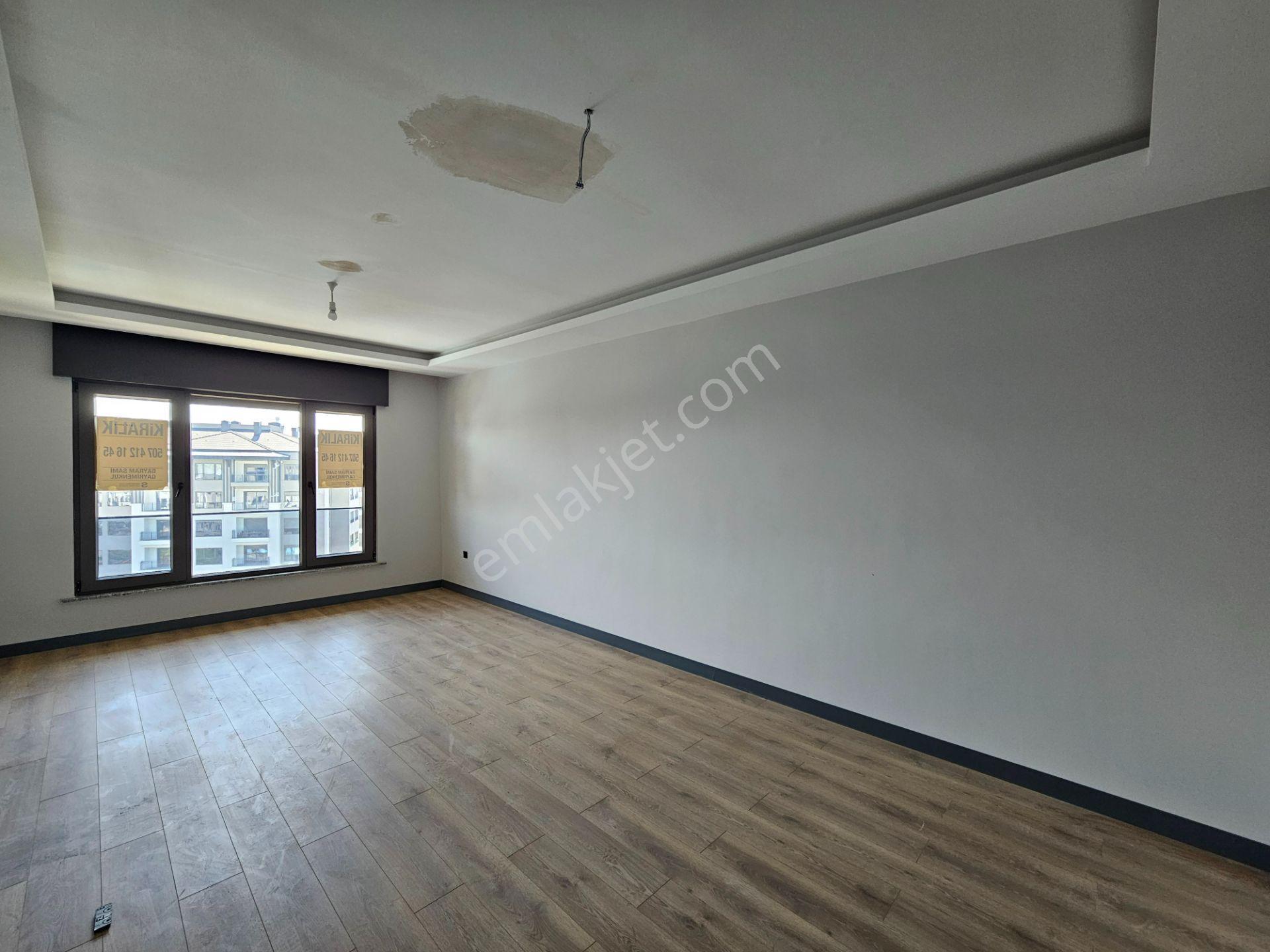 Tual Mabeyin Konutlarında Ultra Lüx Kiralık 4+1 Geniş Akıllı Daire - Görsel 4