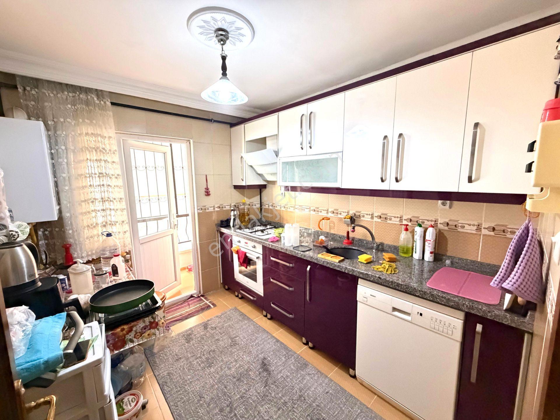 Cadde Üzerine Masrafsız 2+1 Geniş Daire ~yılmaz Emlak