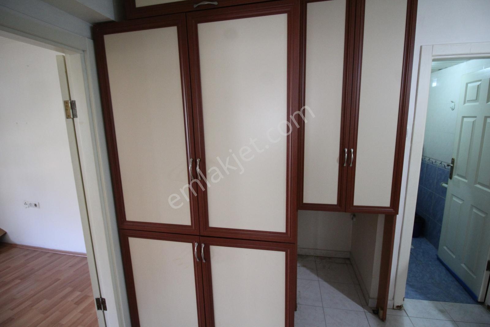 Krc'den Tıp Fakültesi Caddesi Yanı 2+1 Kiralık Daire Eşyasız!! - Görsel 3
