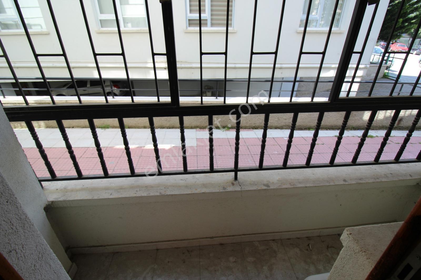 Krc'den Tıp Fakültesi Caddesi Yanı 2+1 Kiralık Daire Eşyasız!! - Görsel 16