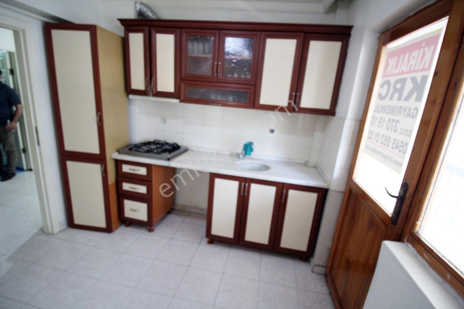 Krc'den Tıp Fakültesi Caddesi Yanı 2+1 Kiralık Daire Eşyasız!! - Görsel 8