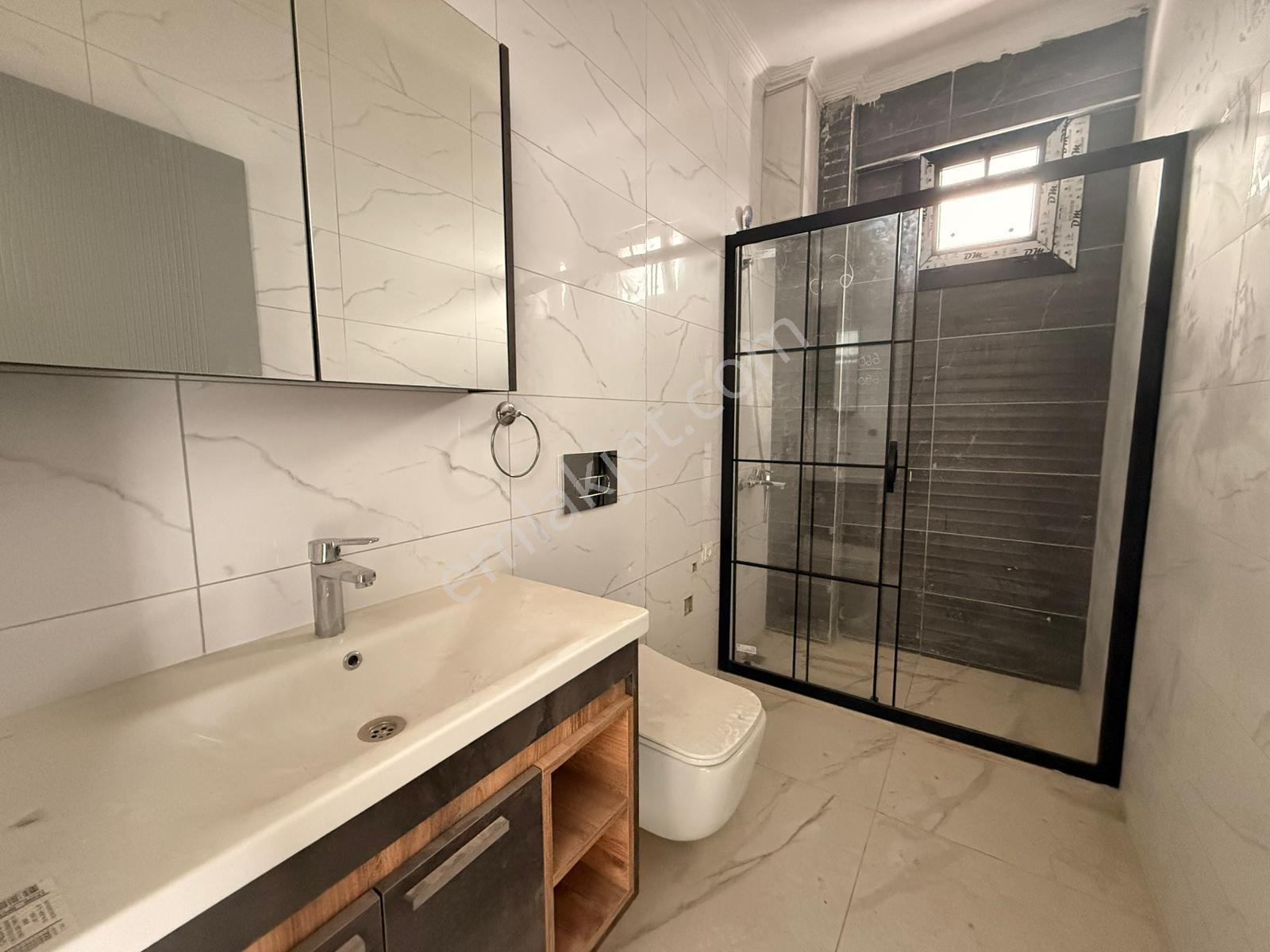 Goldhouse Dan Kiralık Adnan Menderes Bulvarında 1+1 Daire - Görsel 5