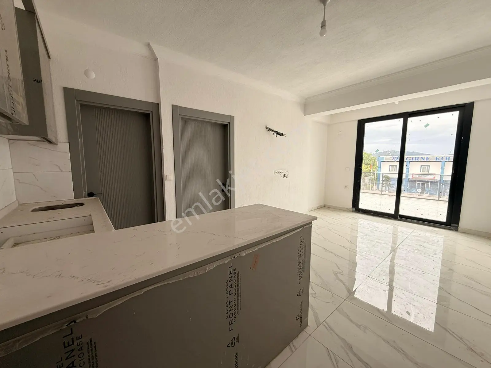 Goldhouse Dan Kiralık Adnan Menderes Bulvarında 1+1 Daire