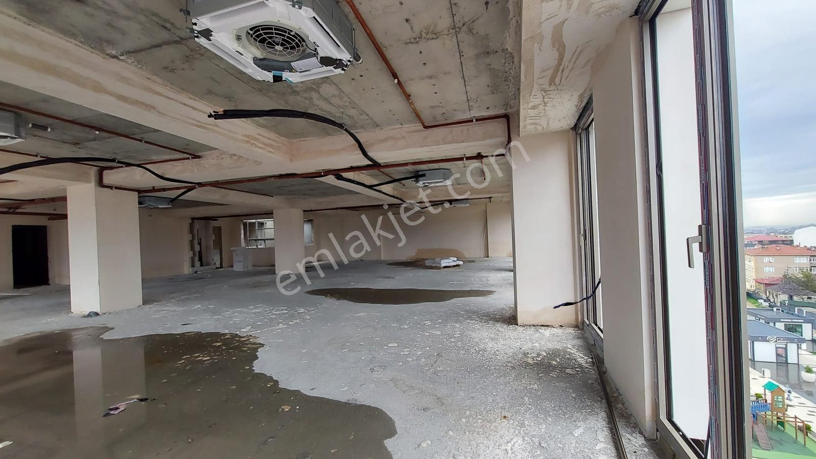 Ümraniye Atatürk Mah. Alemdağ Cad. Kiralık 3x145 M2 Ofis Mağaza - Görsel 18