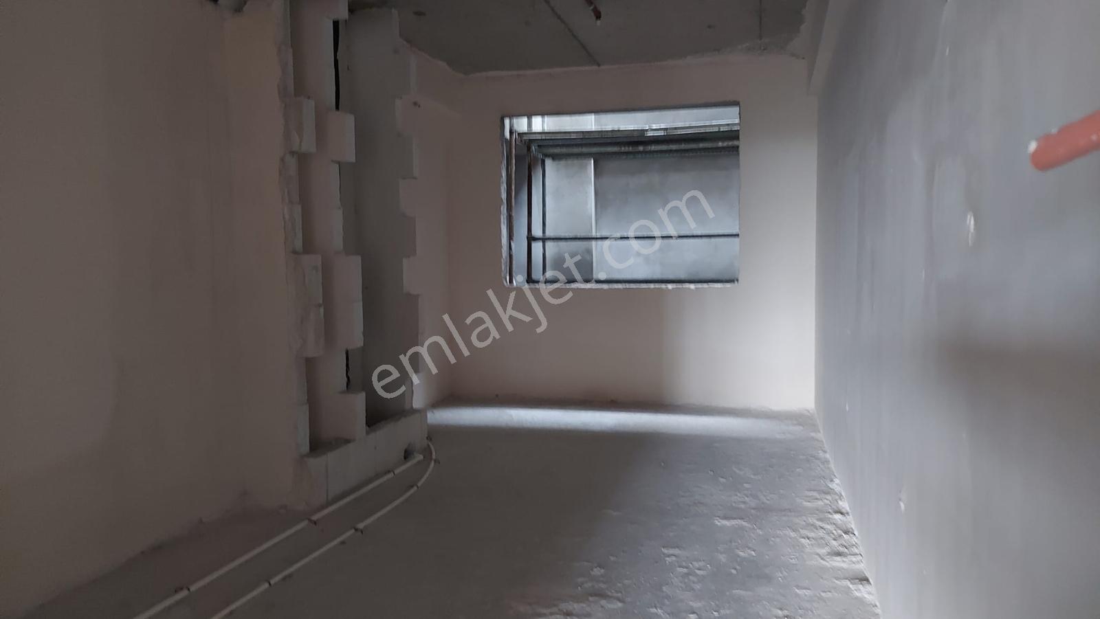 Ümraniye Atatürk Mah. Alemdağ Cad. Kiralık 3x145 M2 Ofis Mağaza - Görsel 15