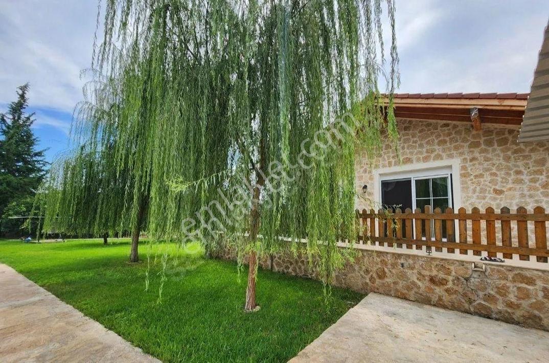 Konyaaltında Villa Konseptli Full Donatılı Bahçeli Lüx Taş Ev - Görsel 16