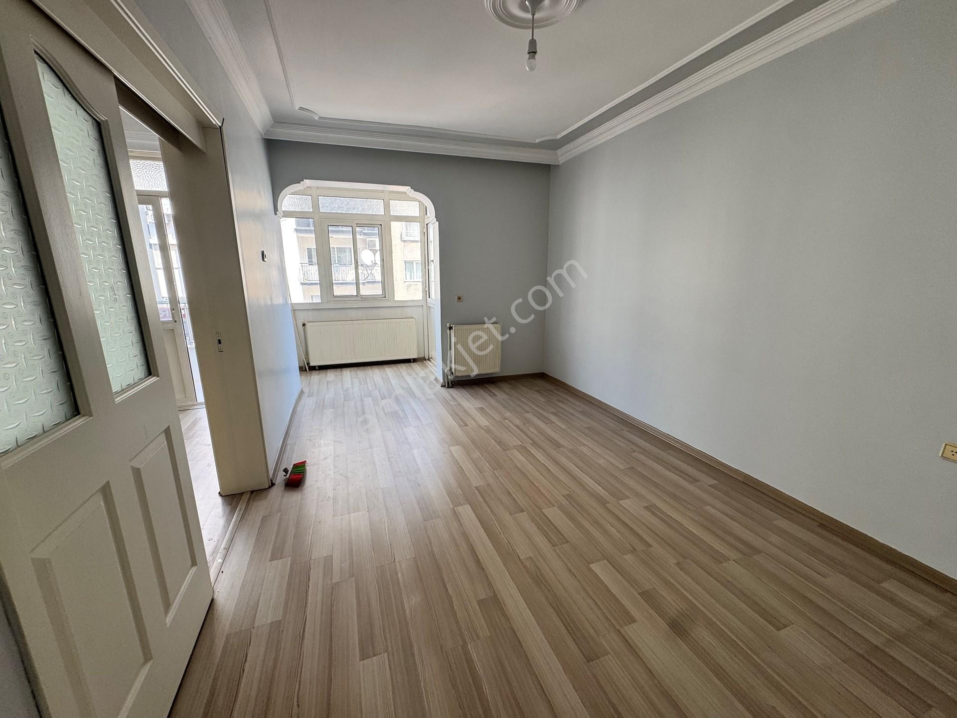 Startkey Platin'den Köklü İşlek Cadde Üzerinde Kiralık Daire - Görsel 4
