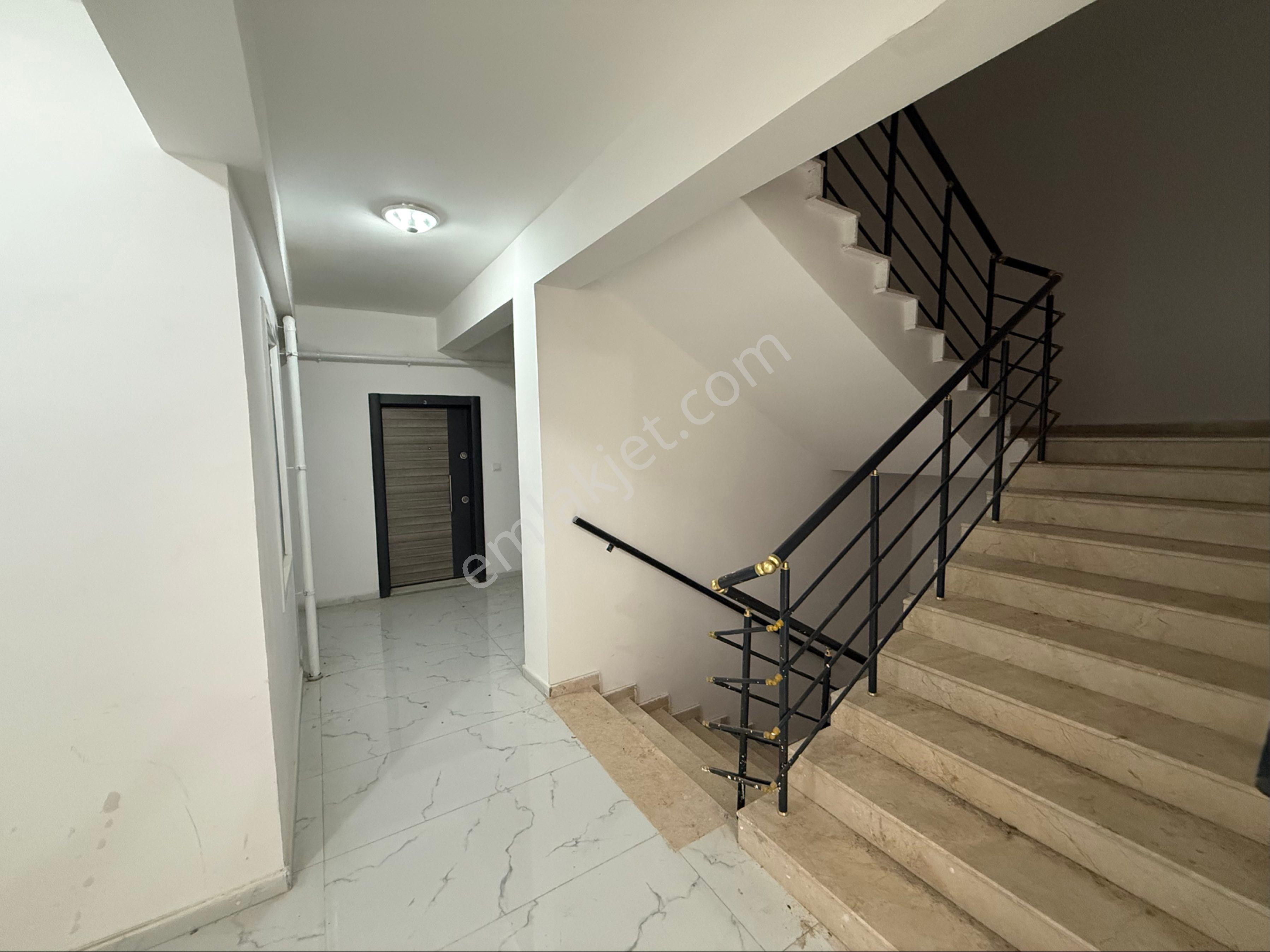 Han Gayrimenkulden Aksaray Merkezde Oturuma Hazır Kiralık 1+1 Daireler - Görsel 5