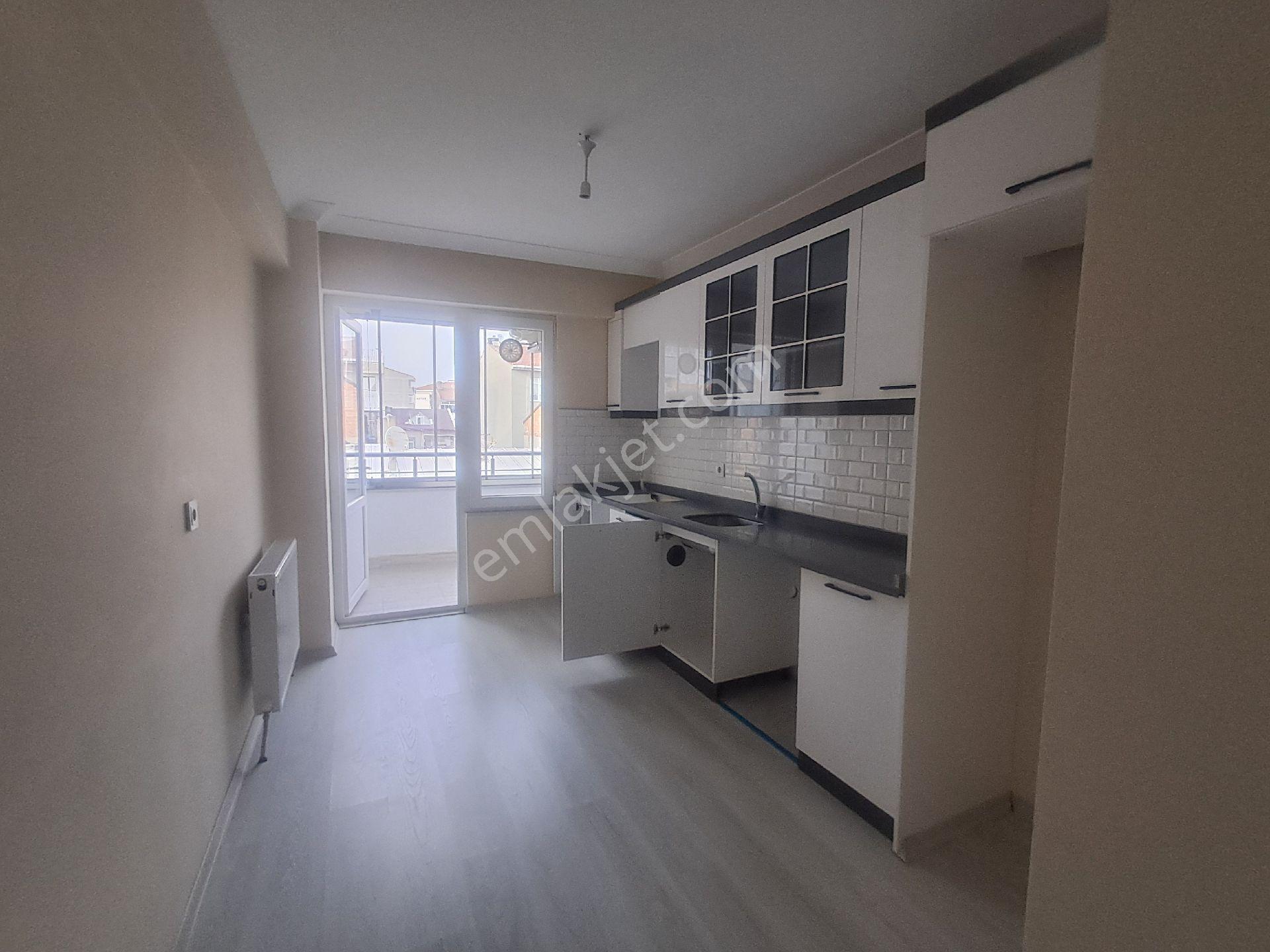 Ekşioğlu'ndan Tekirdağ Süleymanpaşa Çınarlı Mahallesi 2+1 Satılık Daire - Görsel 8