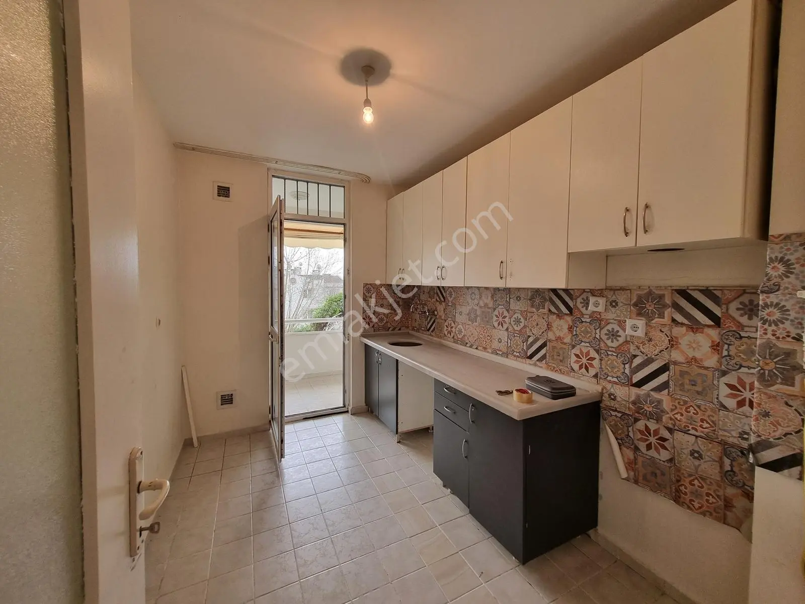 Kocaeli İzmit Dünya Bankası Kiralık 2+1 Oturuma Hazır Daire