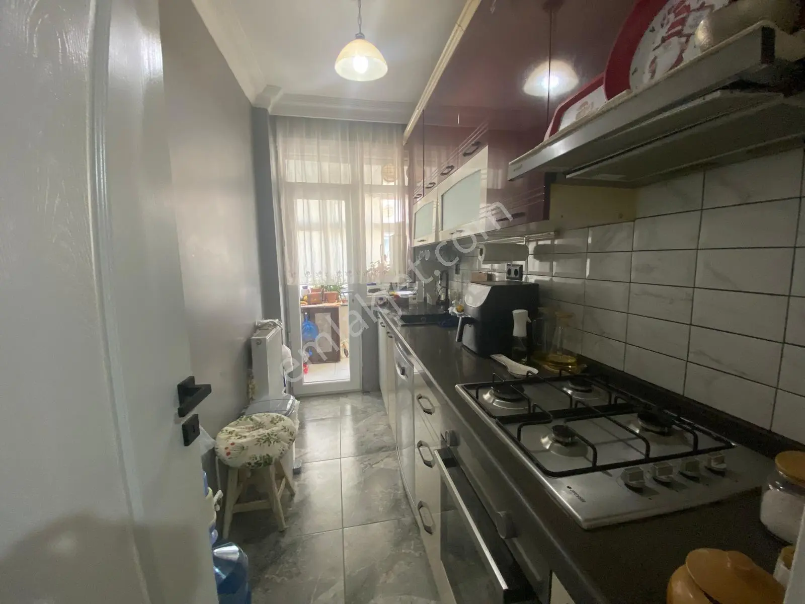 Fatih` De 120 ² Akdeniz Caddesi Yakını 4.kat 3+1 - Görsel 5