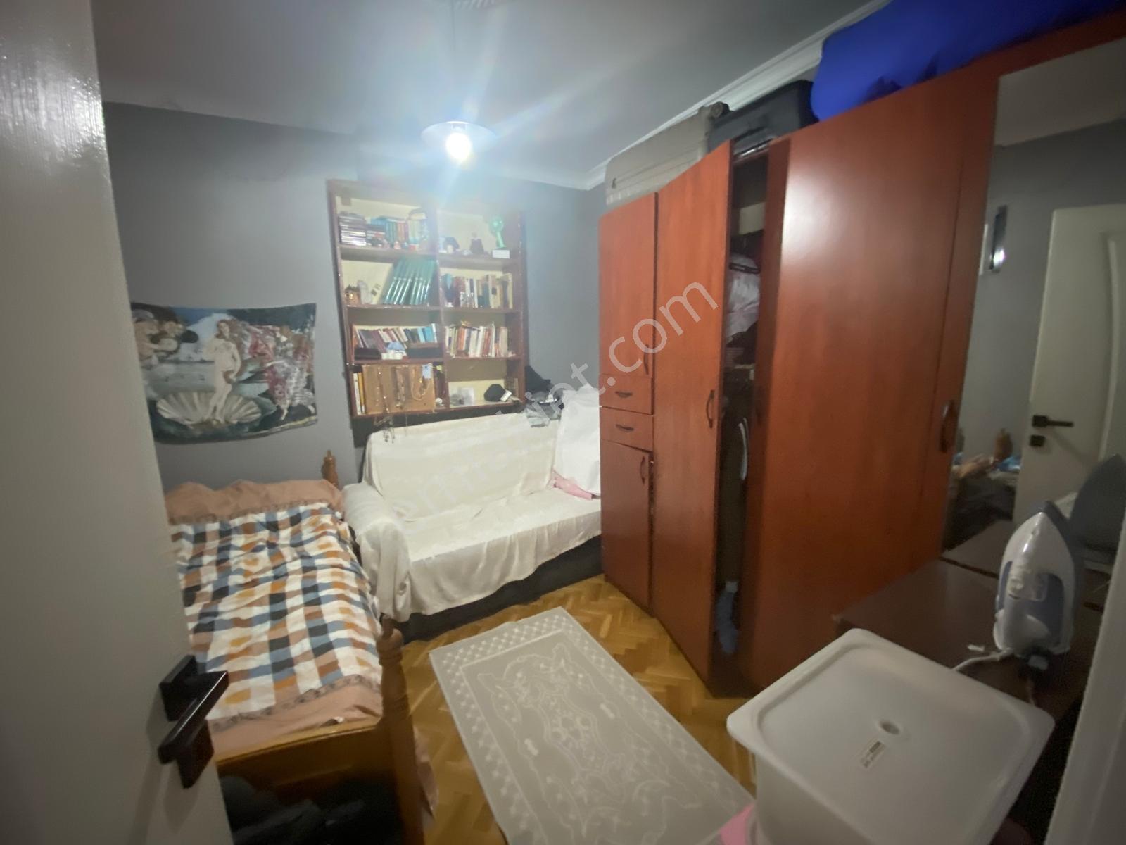Fatih` De 120 ² Akdeniz Caddesi Yakını 4.kat 3+1 - Görsel 9
