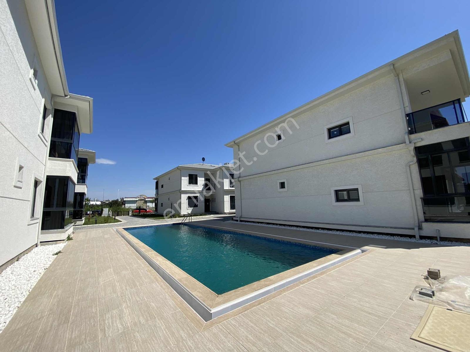 Sv Gayrimenkulden 2+1 Site İçi Havuzlu Plajlara Bir Adım - Görsel 36