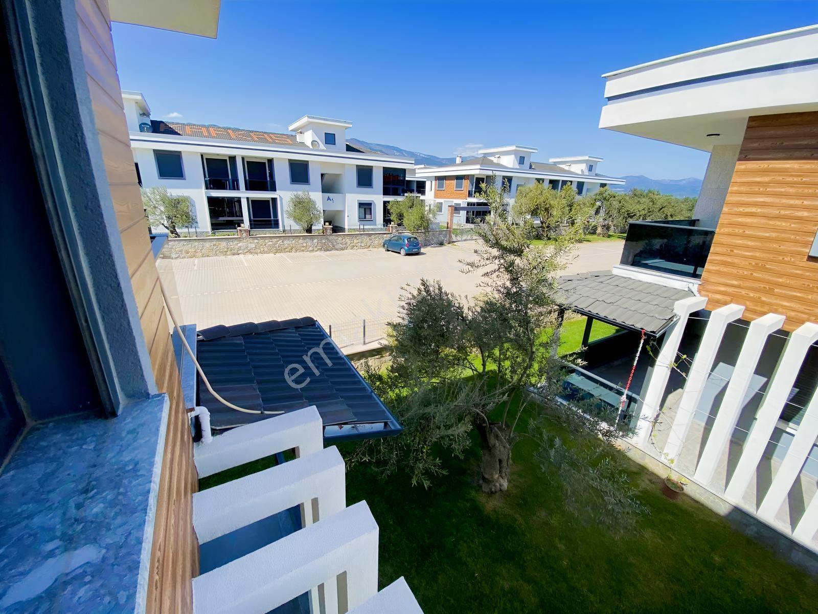 Sv Gayrimenkulden 3+1 Lüx Sitede Villa Denize 500mt - Görsel 20