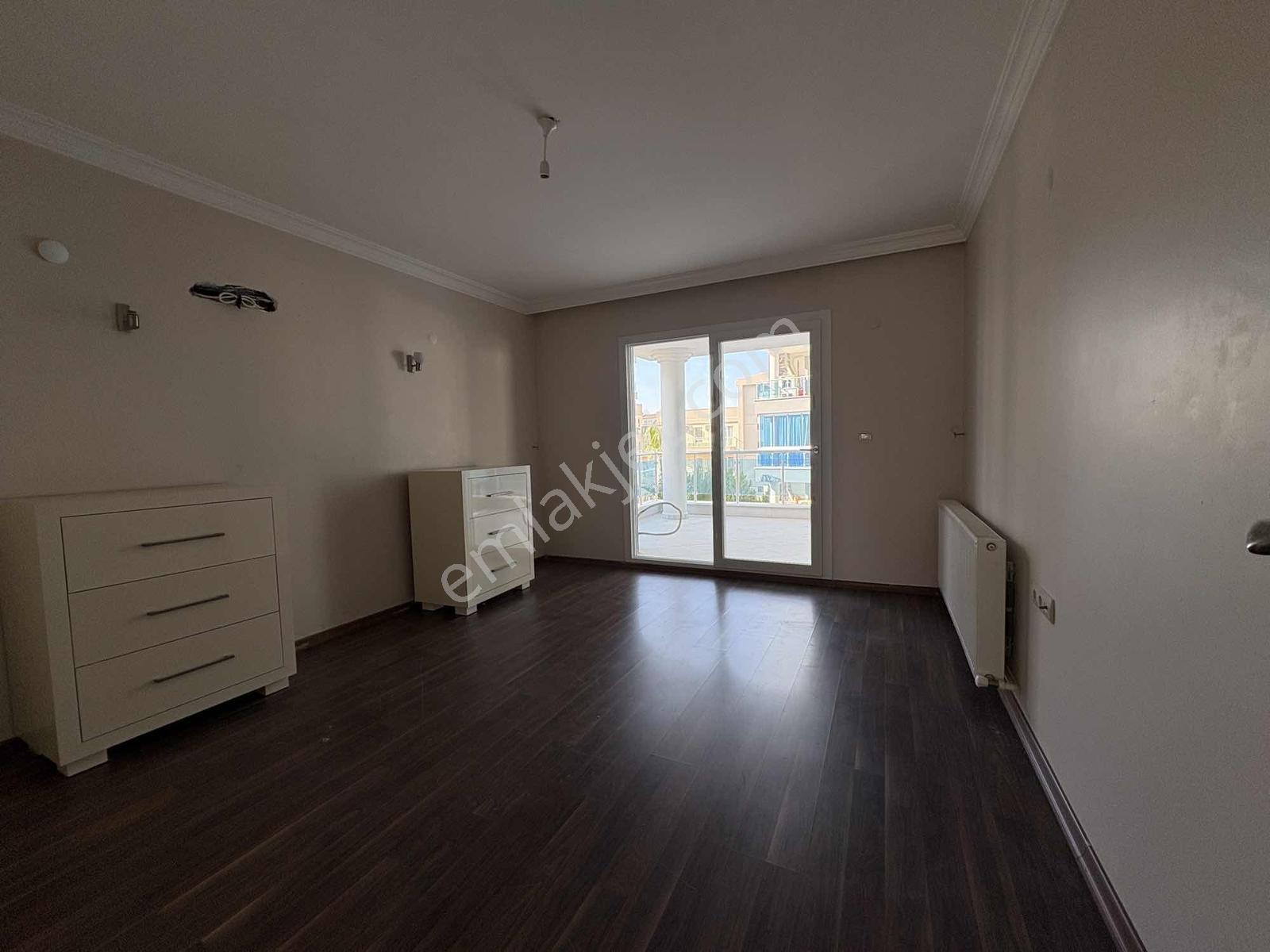 Ege Mahallesi Havuzlu Sitede Ebeveyn Banyolu Kiralık 3+1 Daire - Görsel 21