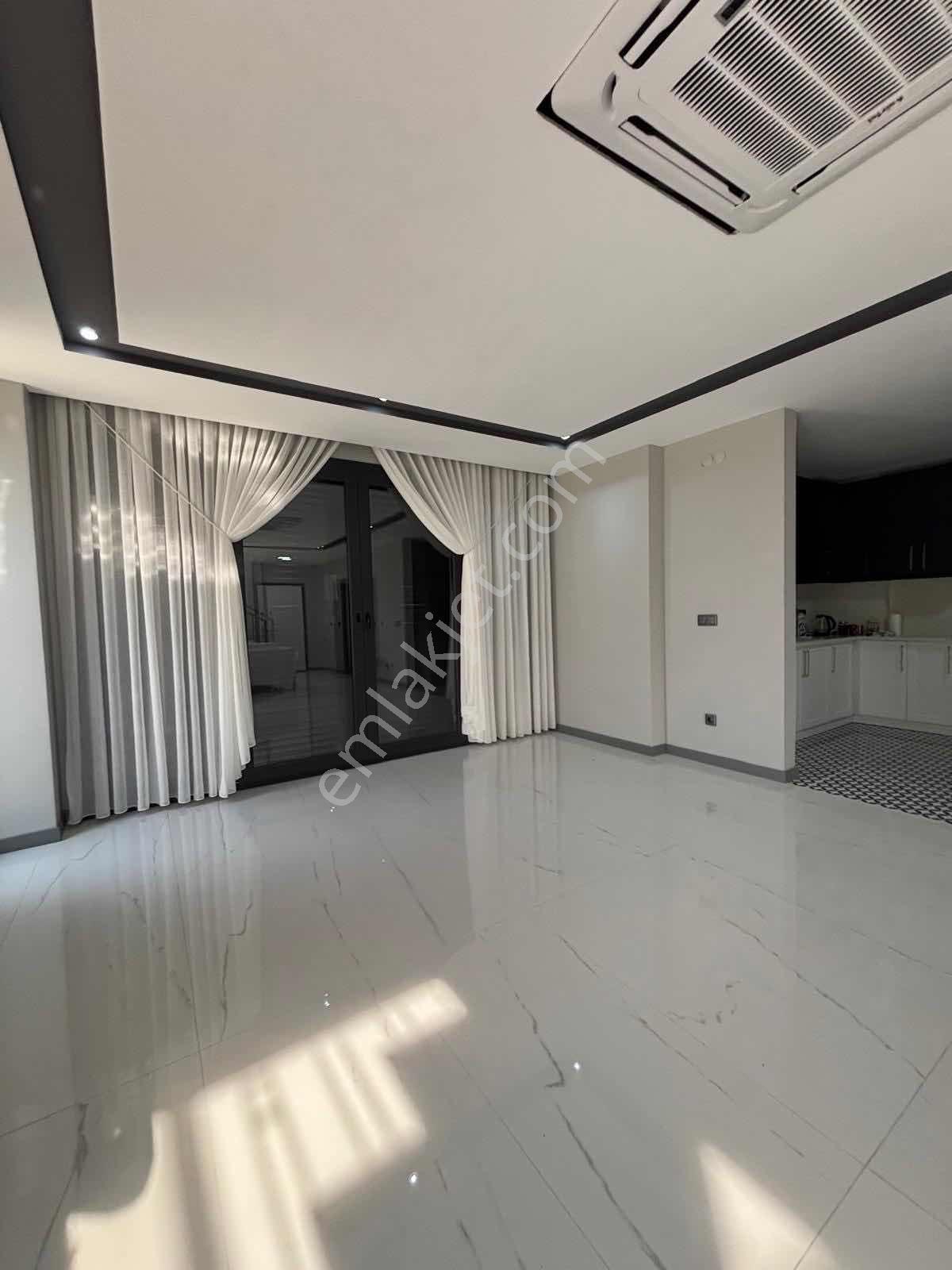 Kuşadası Özel Havuzlu | Bahçeli | Kısmi Eşyalı 4+1 Satılık Villa - Görsel 7