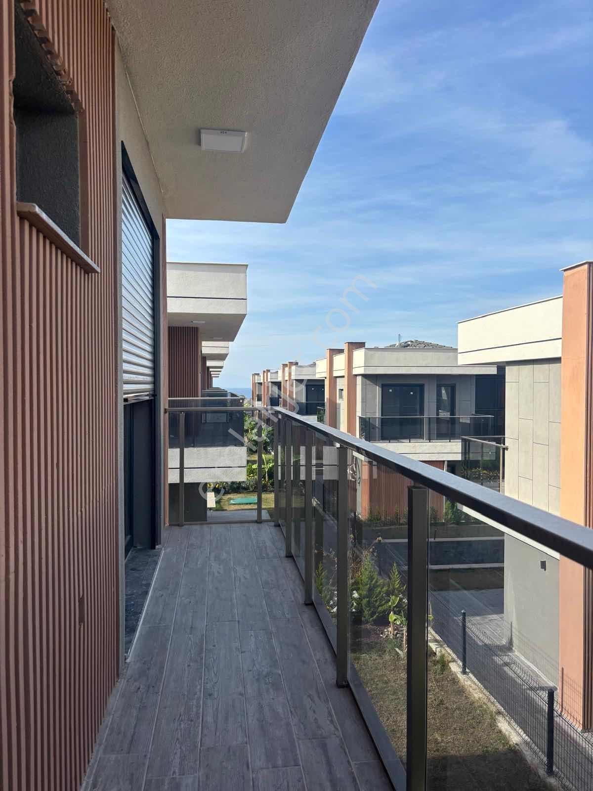 Kuşadası Özel Havuzlu | Bahçeli | Kısmi Eşyalı 4+1 Satılık Villa - Görsel 22