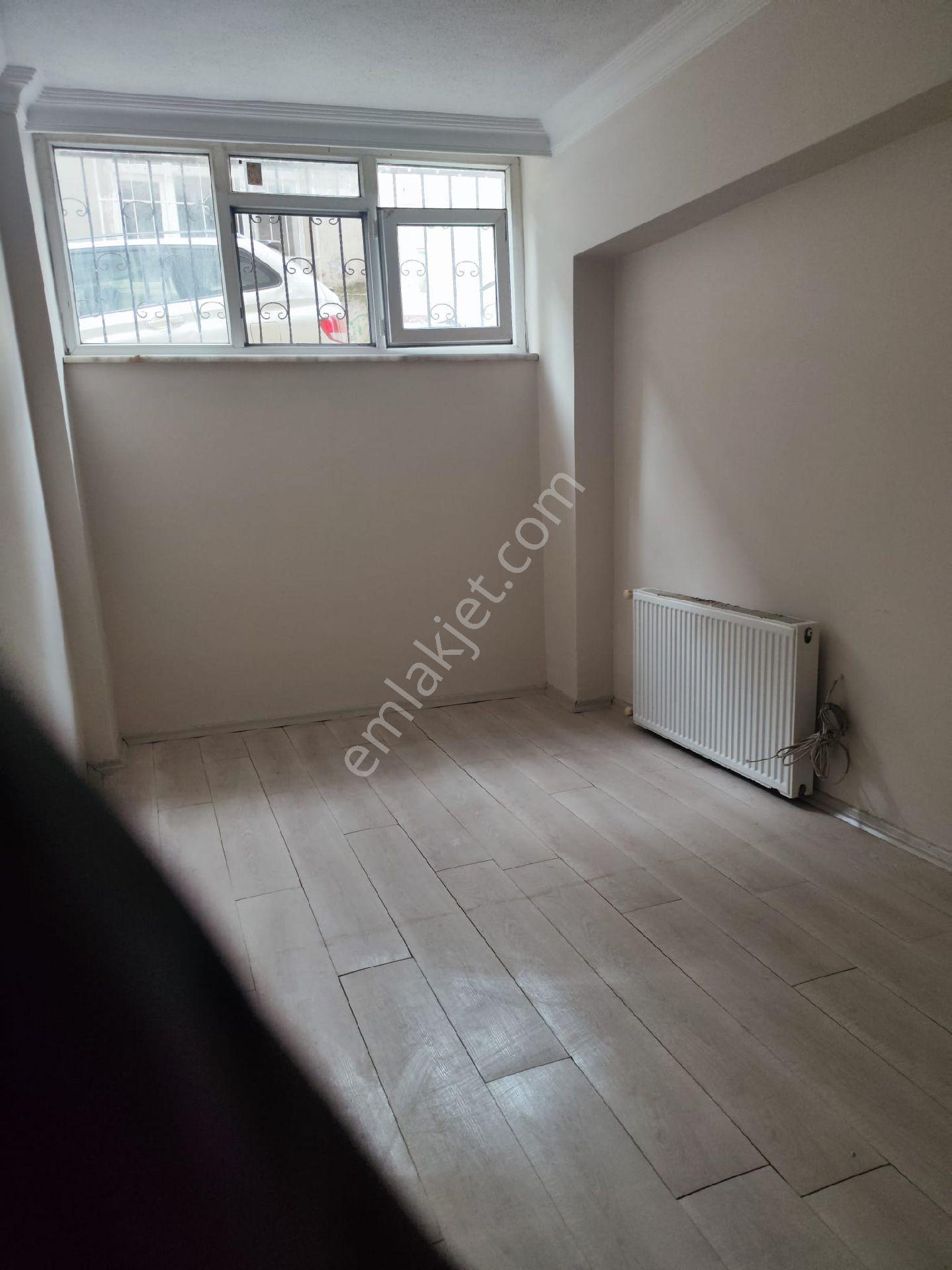 Ümraniye Yamanevler Mahallesi Metro Yürüme Mesafesi 2+1 Kiralık Daire Balkon Lu - Görsel 6