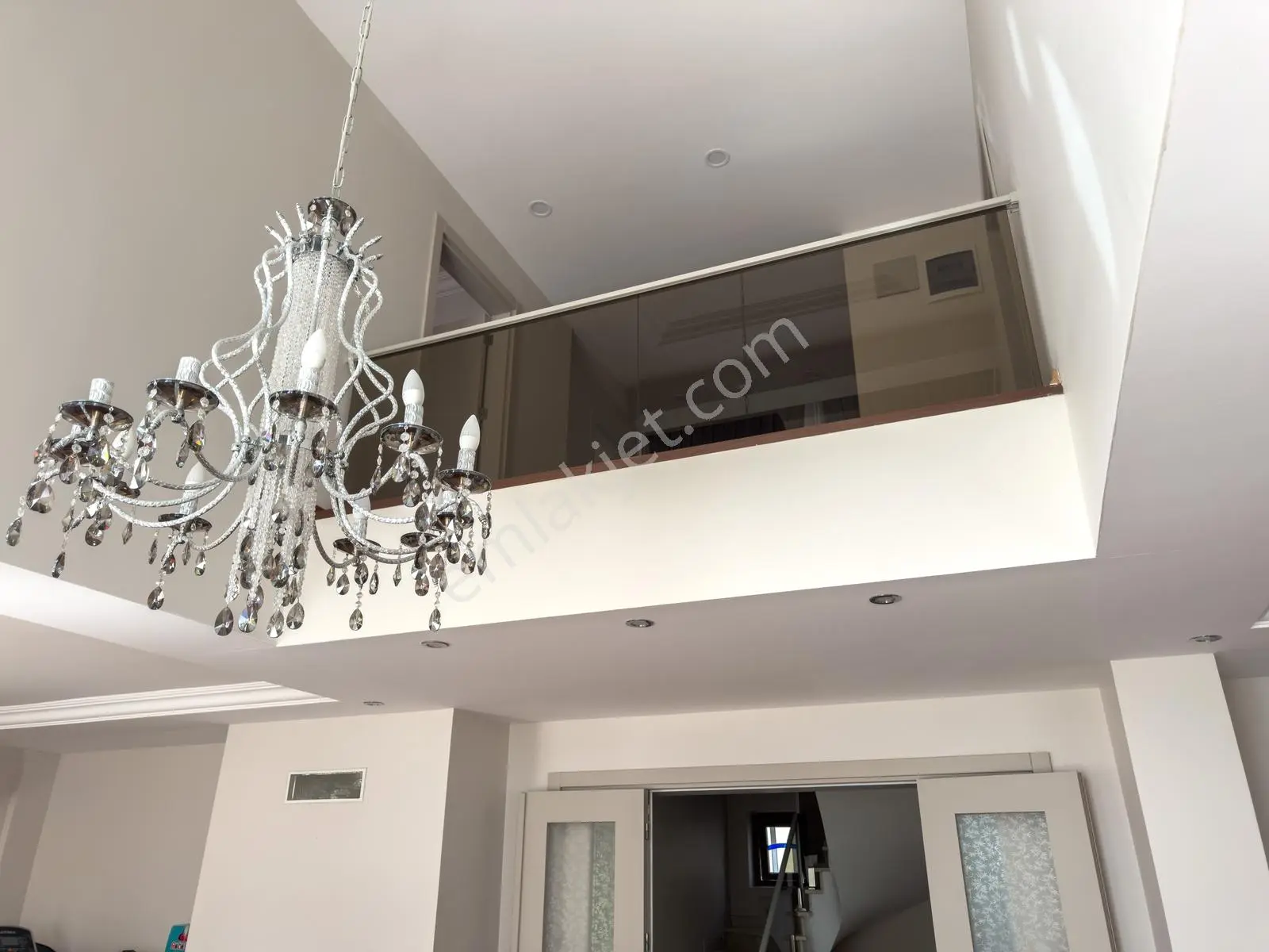 Bahçeşehir Kuzu Spradon Satılık Bahçeli 6+2 Villa - Görsel 15