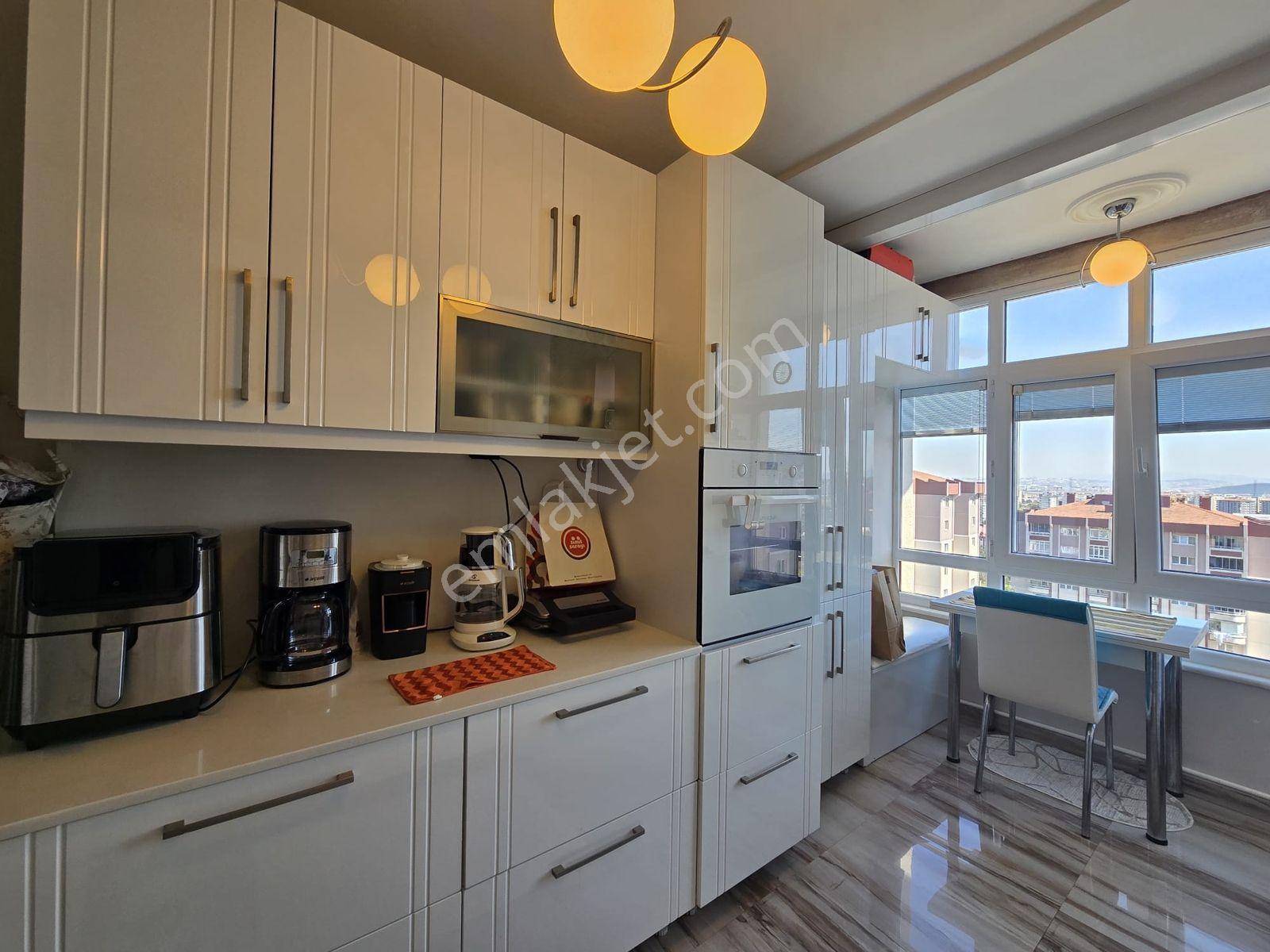 Pendik Açelya Sitesi Ferah İçi Yapılı Satılık 3+1 Daire - Görsel 9