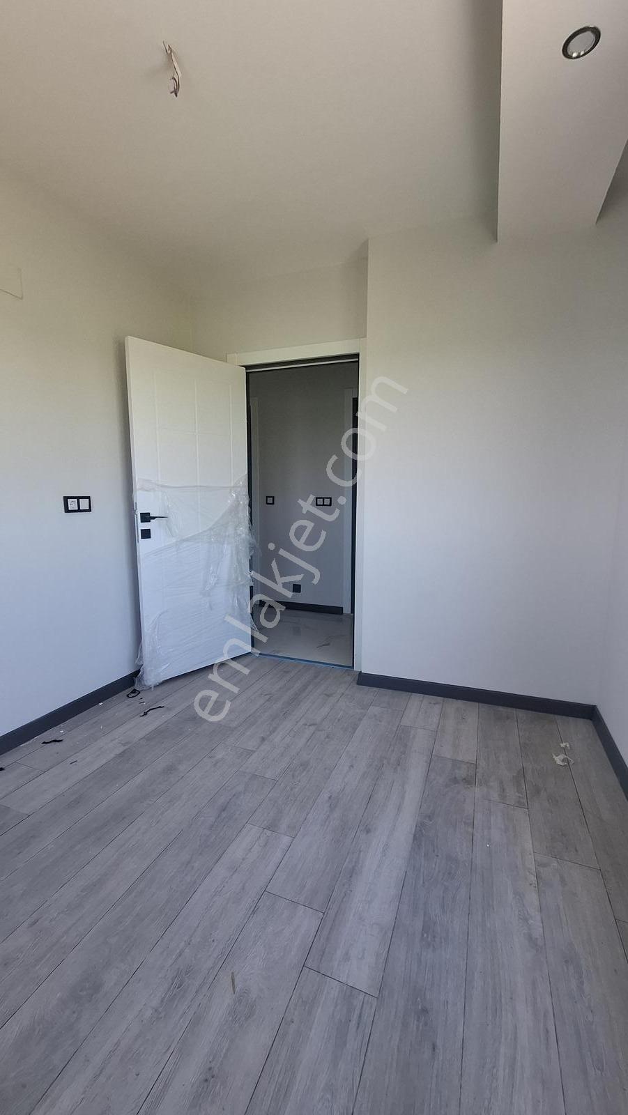Adana Yüreğir Ptt Evleri Mah.de Satılık 3+1 Daire - Görsel 13