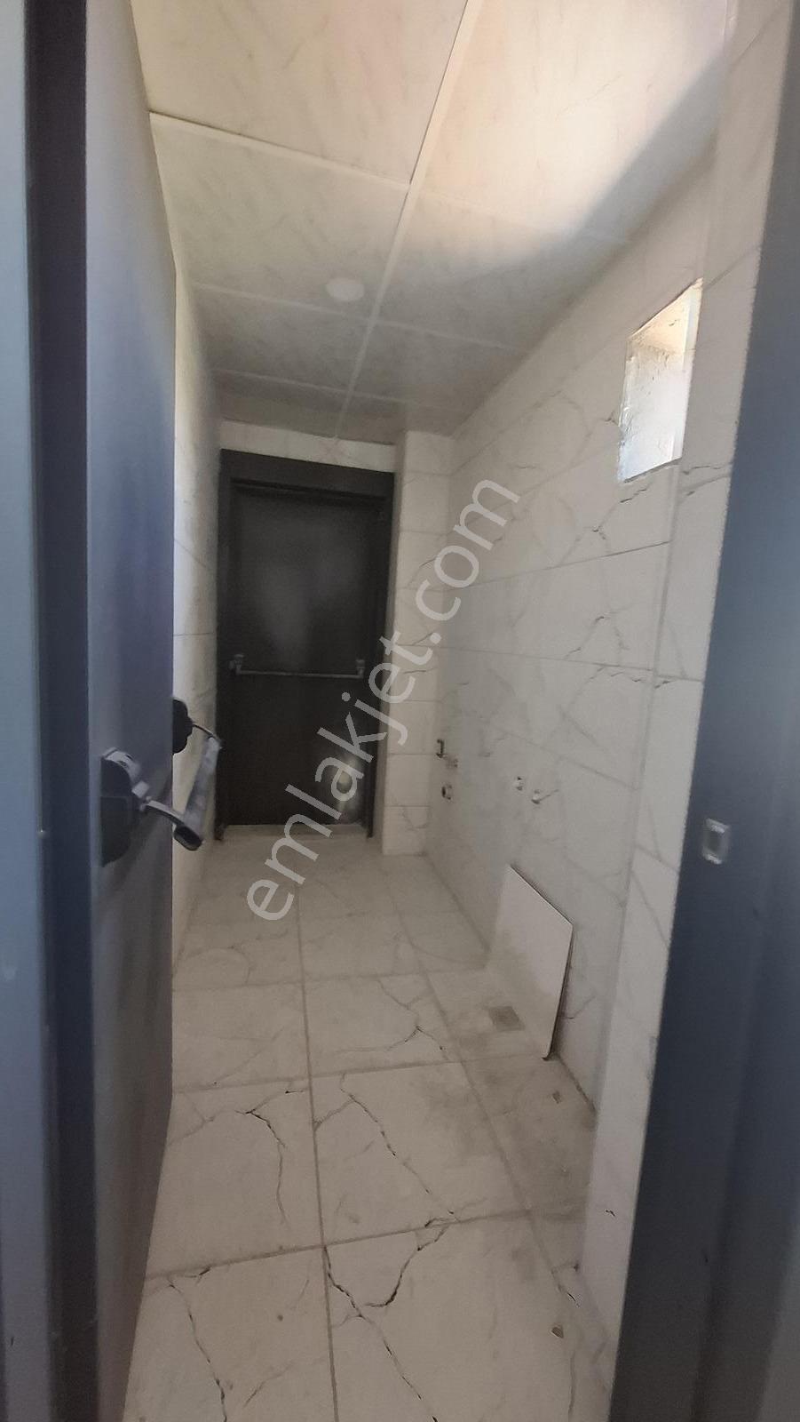 Adana Yüreğir Ptt Evleri Mah.de Satılık 3+1 Daire - Görsel 16