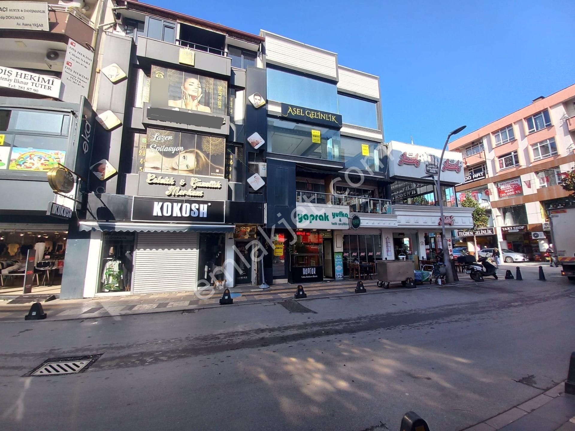 Remax Mavi-çark Cad-itfaiye Cad Kesişimi 4katlı 313m² Komplemülk - Görsel 10