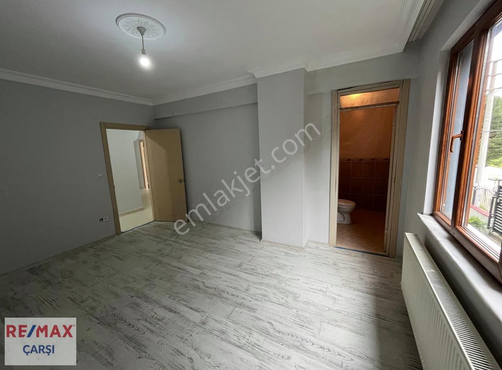 Kartepe Ataevler Mah Kiralık 3+1 Daire Net 150 Metre Kare - Görsel 15