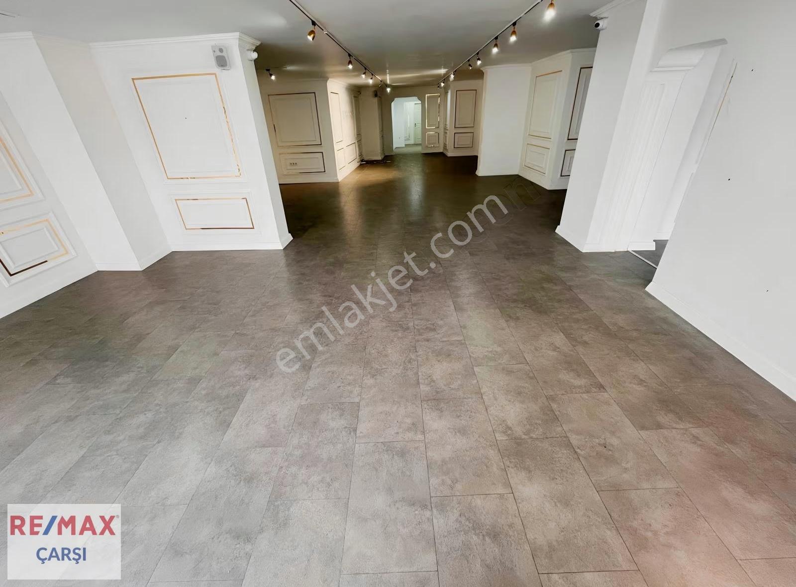 265 M² 6 Bölmeli Dev İş Yeri! Ofis + Mağaza Kullanımına Uygun - Görsel 15