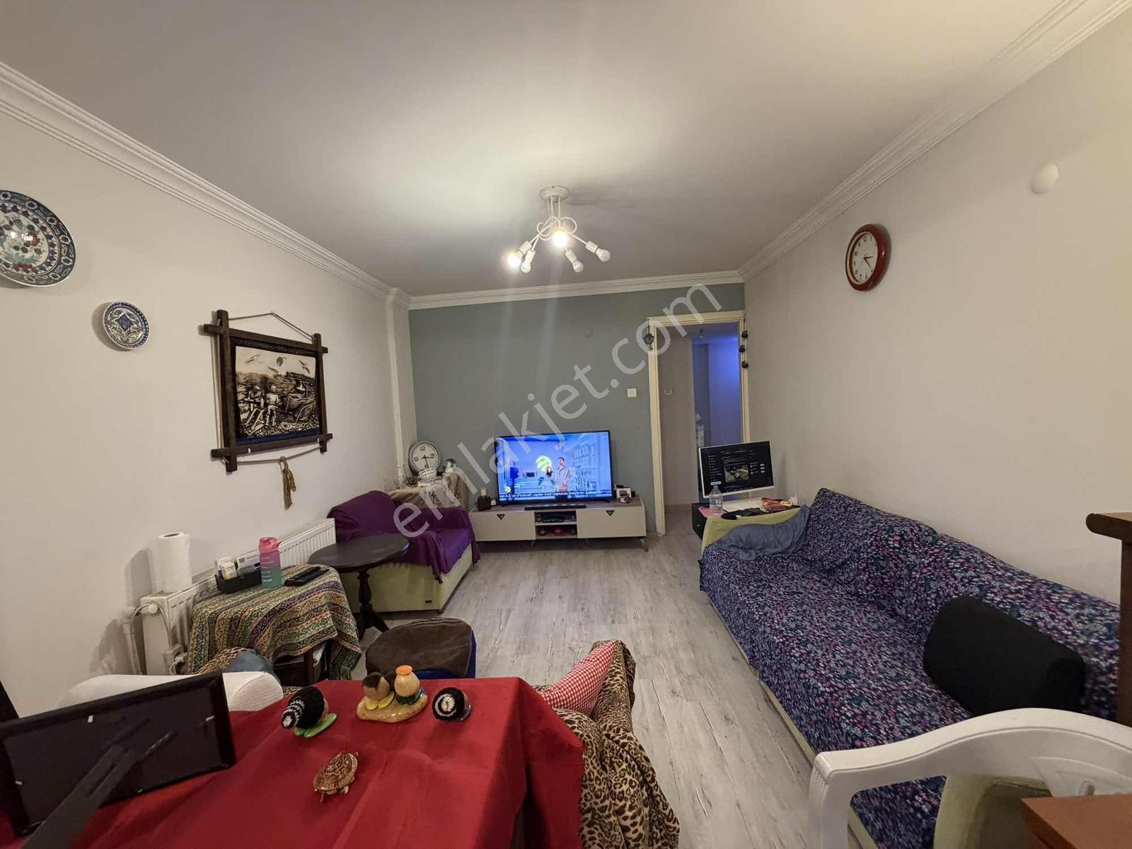 Esenlik Mh 1+1 Doğalgazlı Bahçeli 70m2 Fırsat Daire - Görsel 7