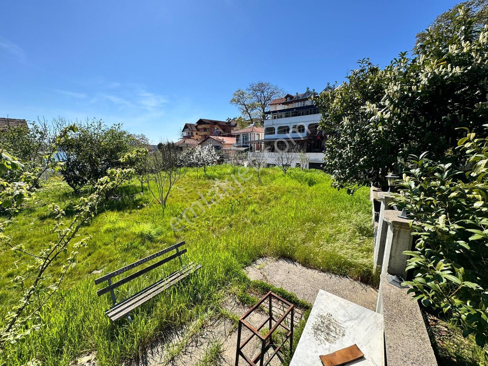 Kefkende Denize 70 Metre, Manzaralı 770 M² Villa İmarlı Arsa - Görsel 8