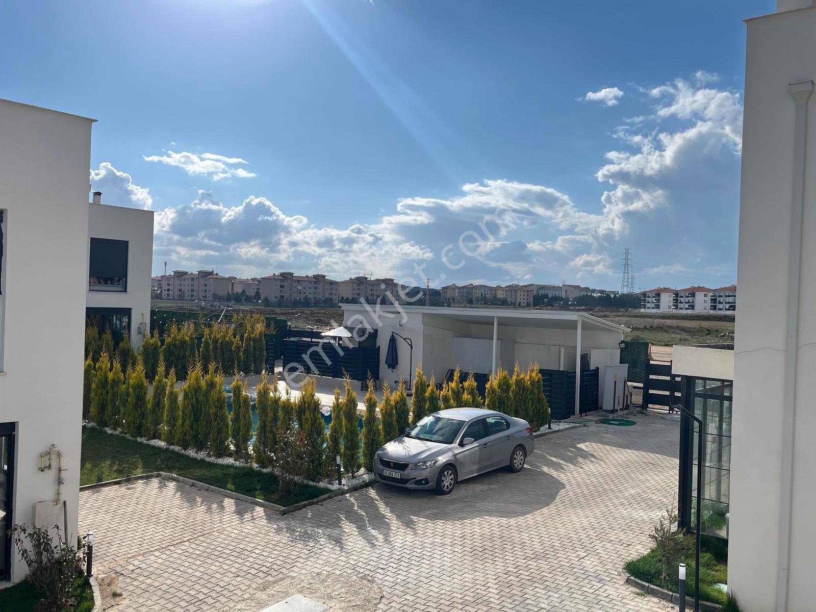 Bess'den Aşağı Söğütönü'nde Doğa Manzaralı Bahçeli Havuzlu Villa - Görsel 34