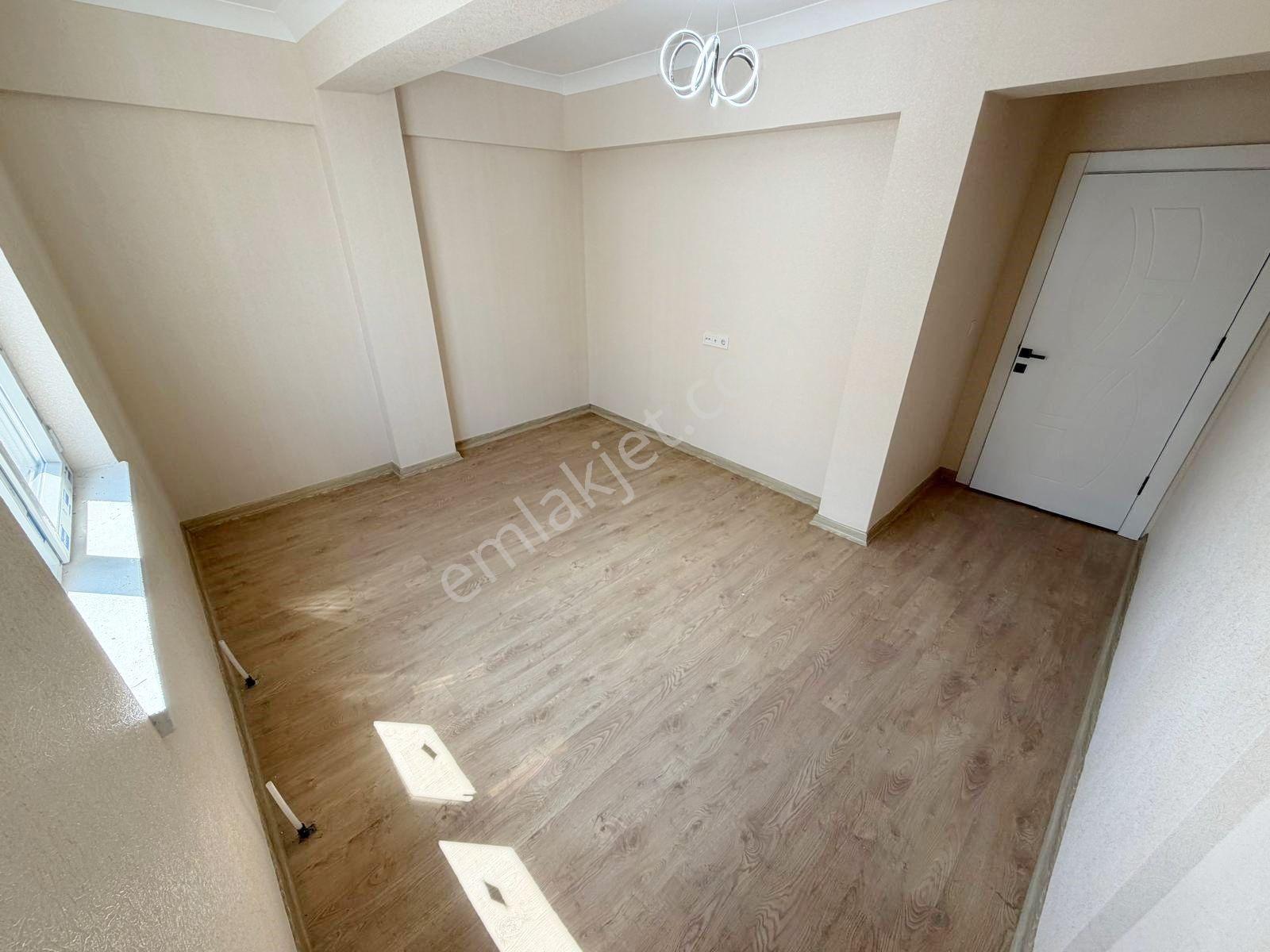 Yıldız'dan Anahtar Teslim Ara Kat G.odalı E.banyolu Geniş 4+1 !! - Görsel 19
