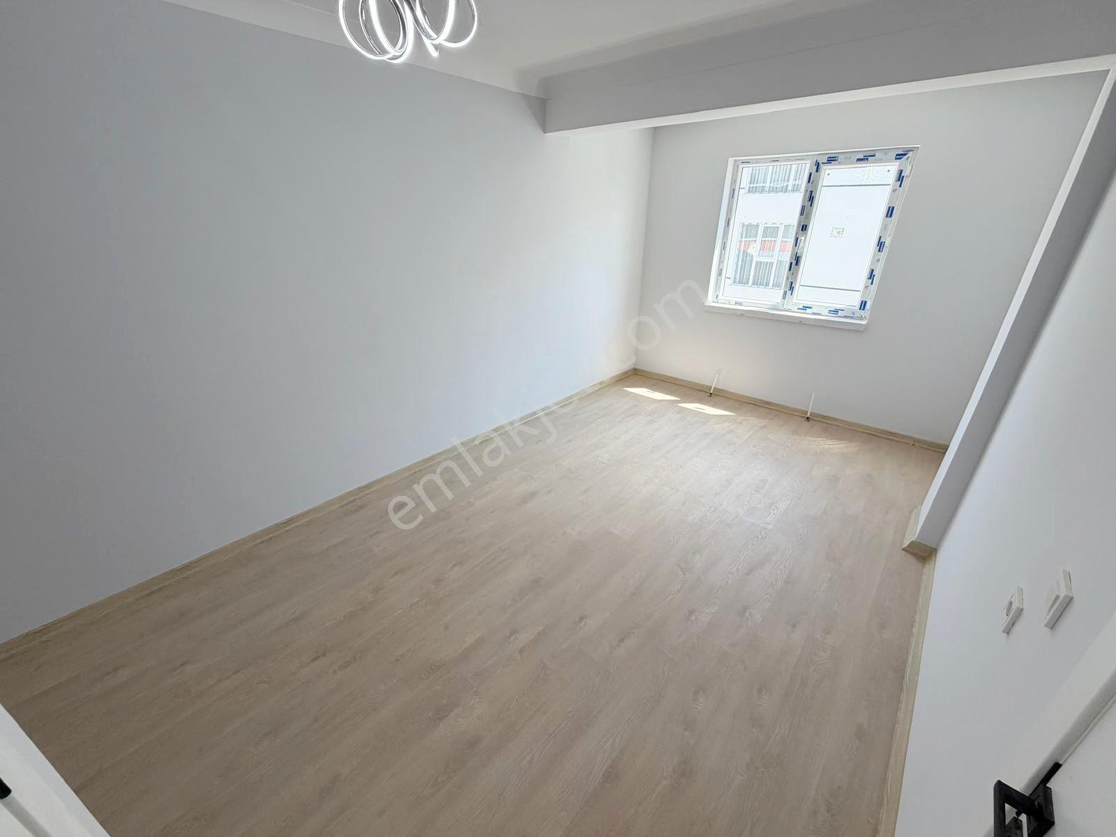 Yıldız'dan Anahtar Teslim Ara Kat G.odalı E.banyolu Geniş 4+1 !! - Görsel 25