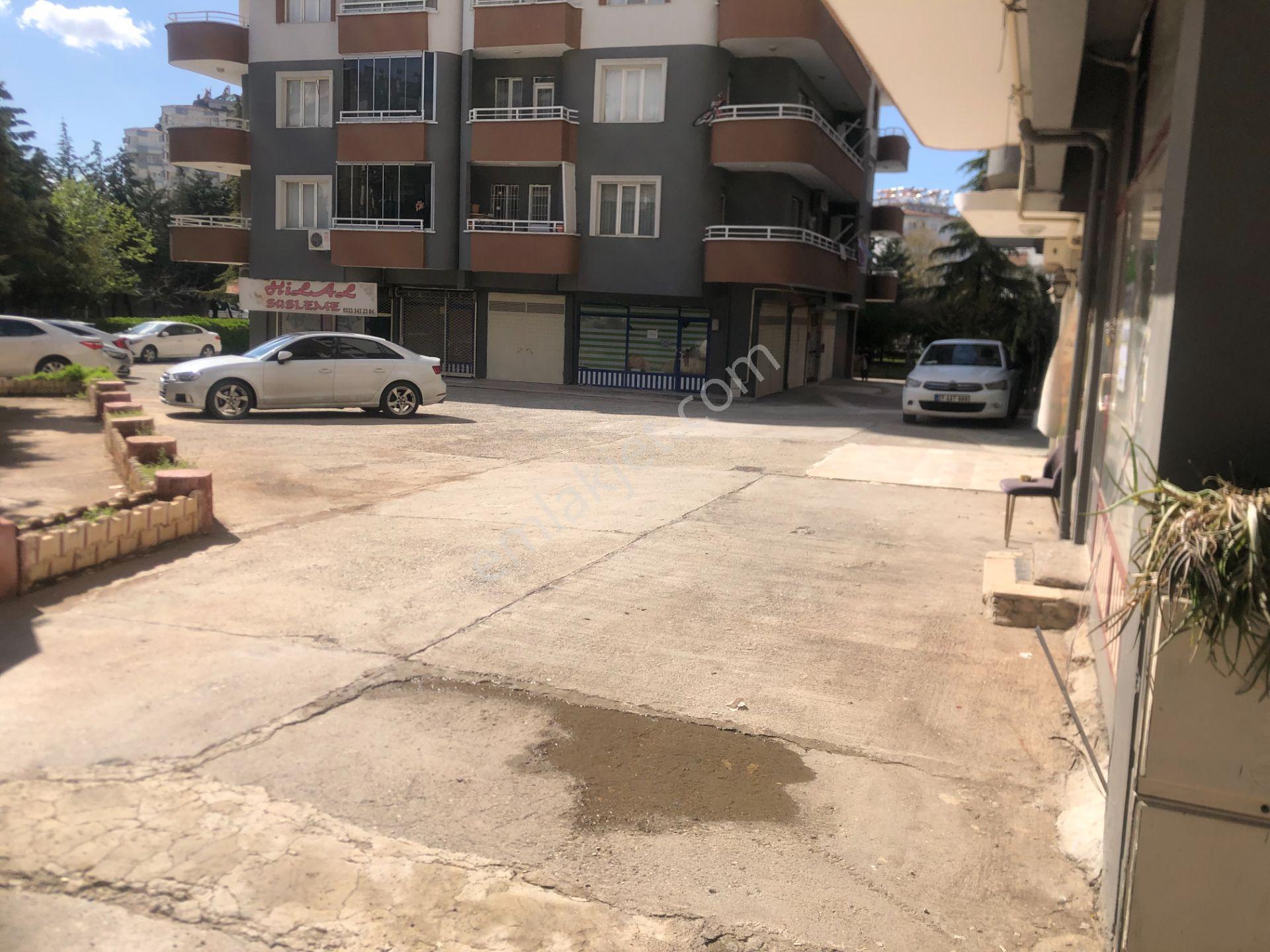 Satlık Karataşta Site İçinde Garaj Tapulu Dükkan - Görsel 12