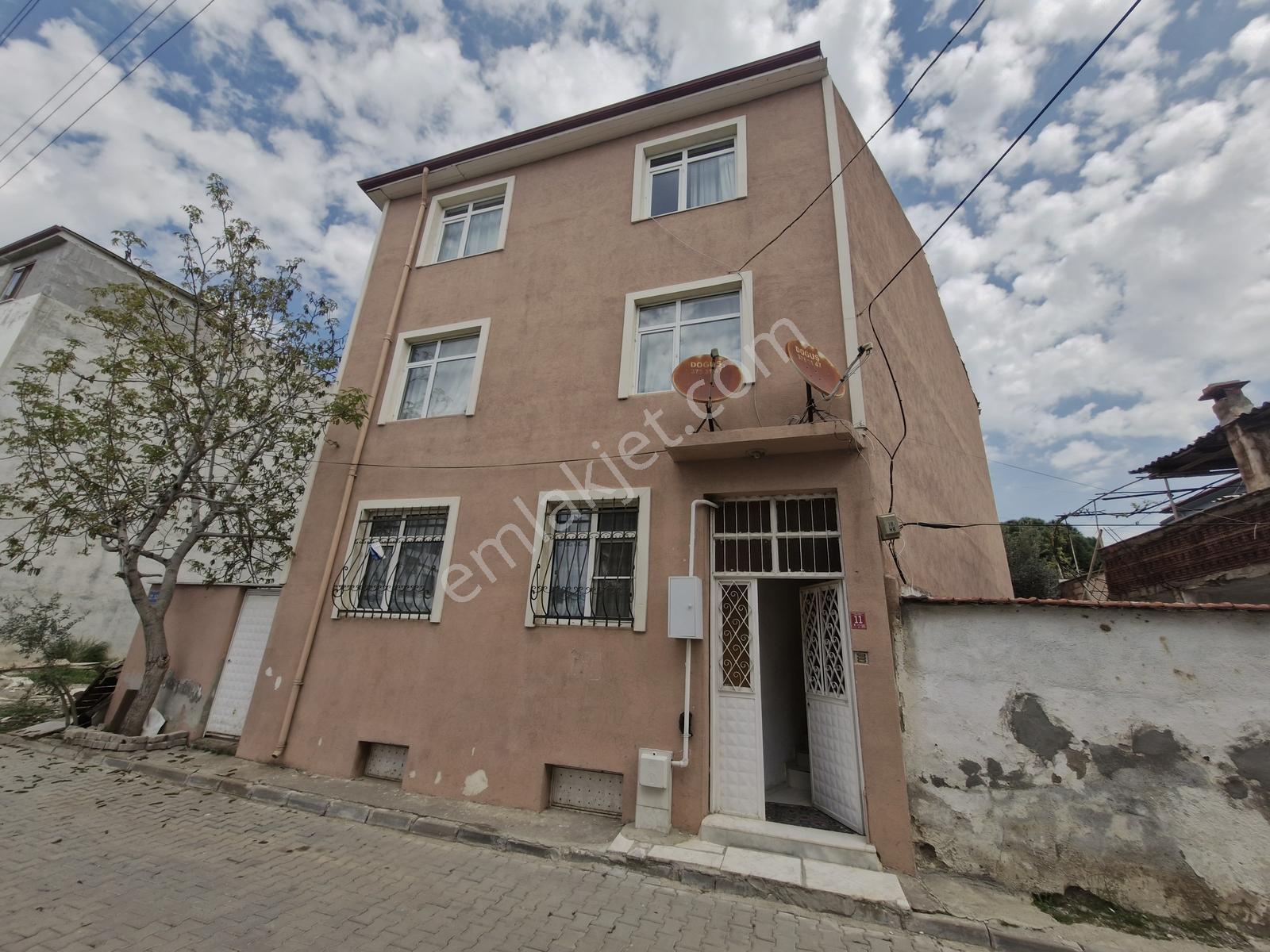 Eu Gayrimenkul'den Kadıköy'de Müstakil Tadında 2+1 Daire - Görsel 3