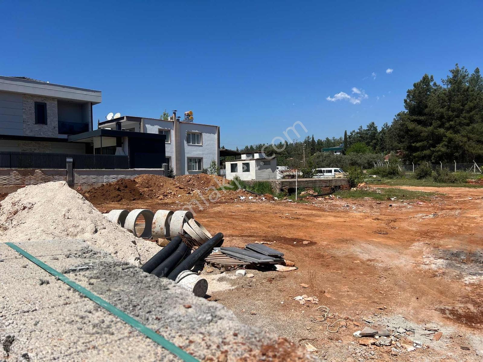 Realty Sıradışı'ndan Döşemealtı Yalınlı'da Satılık 420m2 Arsa - Görsel 5