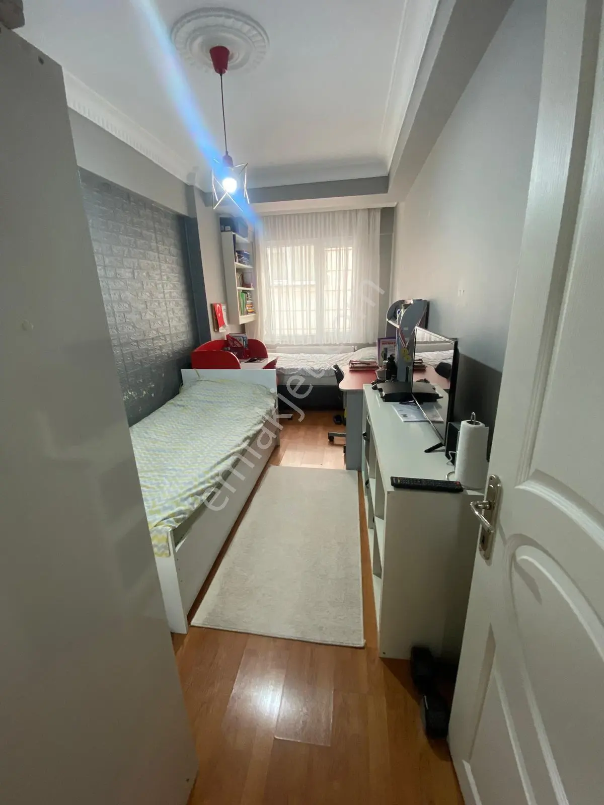 Bahçeşehir Mobilyacılar Çarşısı Karşısı Satılık Daire 2+1 110m2 - Görsel 2