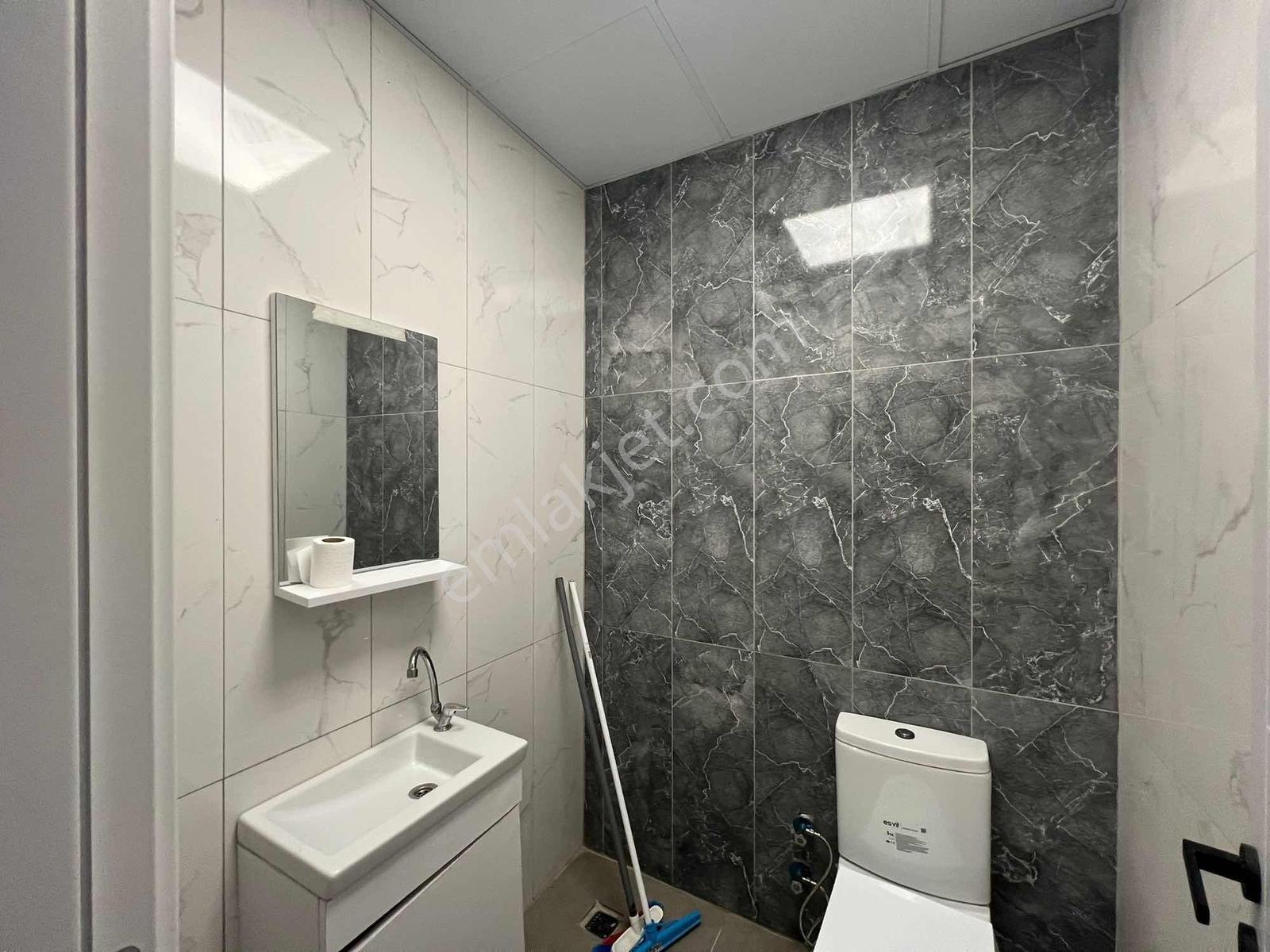 Fatih Sultan Mehmet Mah. Ana Cadde Üzeri 80 M² Kiralık Dükkan - Görsel 4