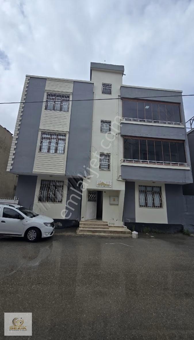 Şakirpaşa Satılık 3 Katlı Bahçeli Garajlı Ultralüx 3 Katlı Müst
