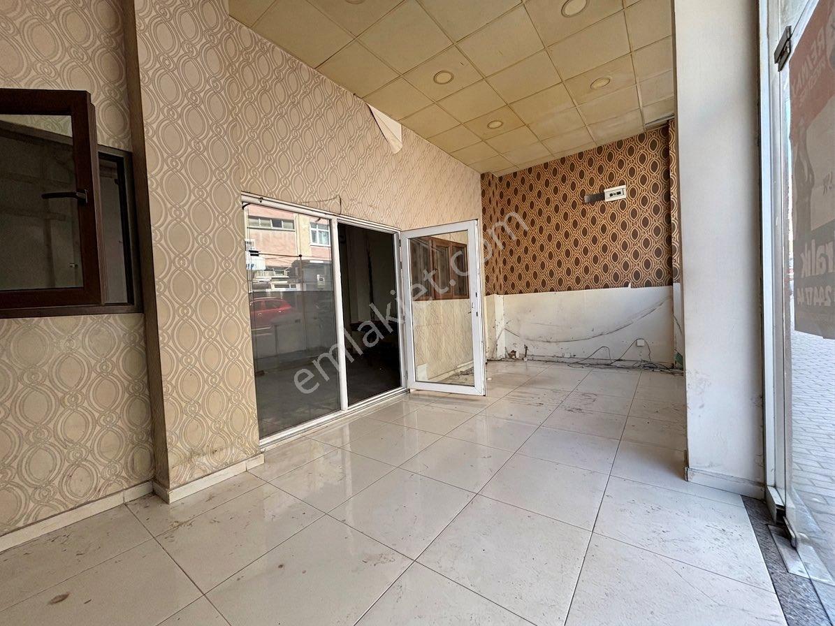 Biga Muammer Aksoy Caddesi Üzerinde Kiralık Dükkan - Görsel 8
