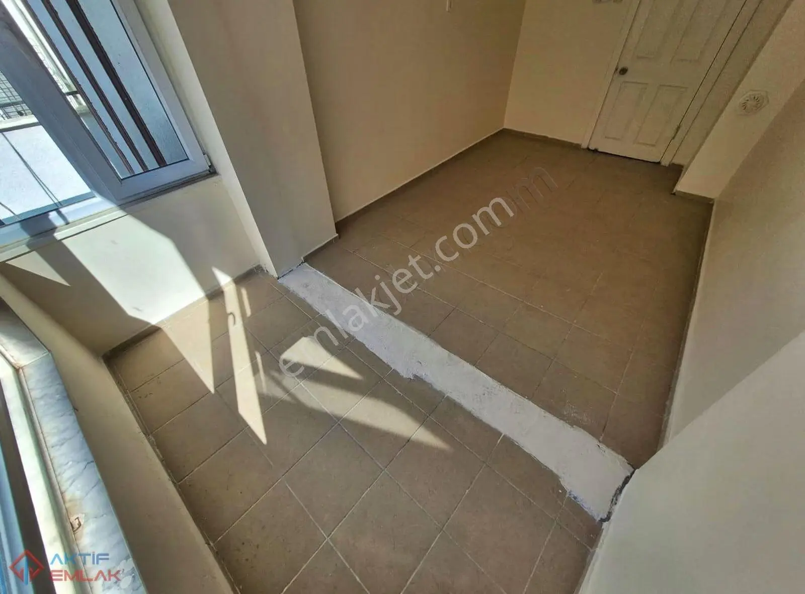 ▓aktif'ten Altınkumda Harika Konumlu Doğalgazlı Arakat 2+1 Daire - Görsel 3
