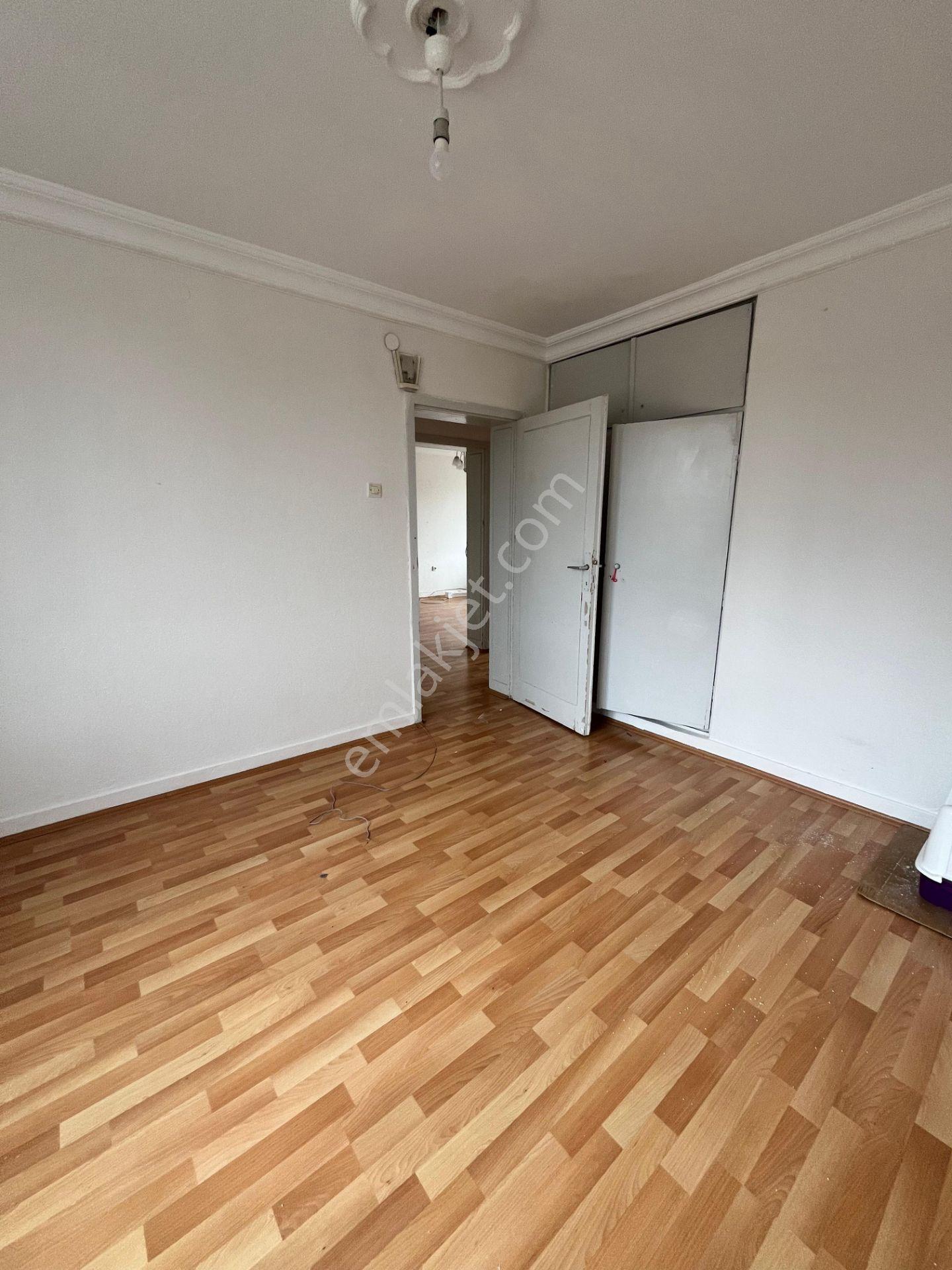 Uzman Emlaktan Eti Lojmanlarında Satılık Daire - Görsel 7
