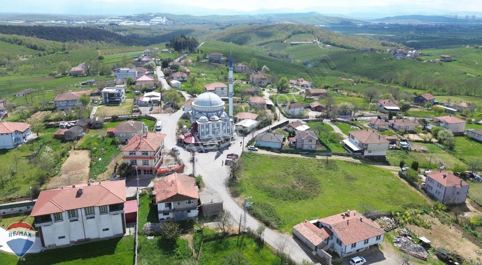 Remax Rıdvan Gedikten Satılık 2544 M2 Ticari + Konut İmarlı Arsa - Görsel 6