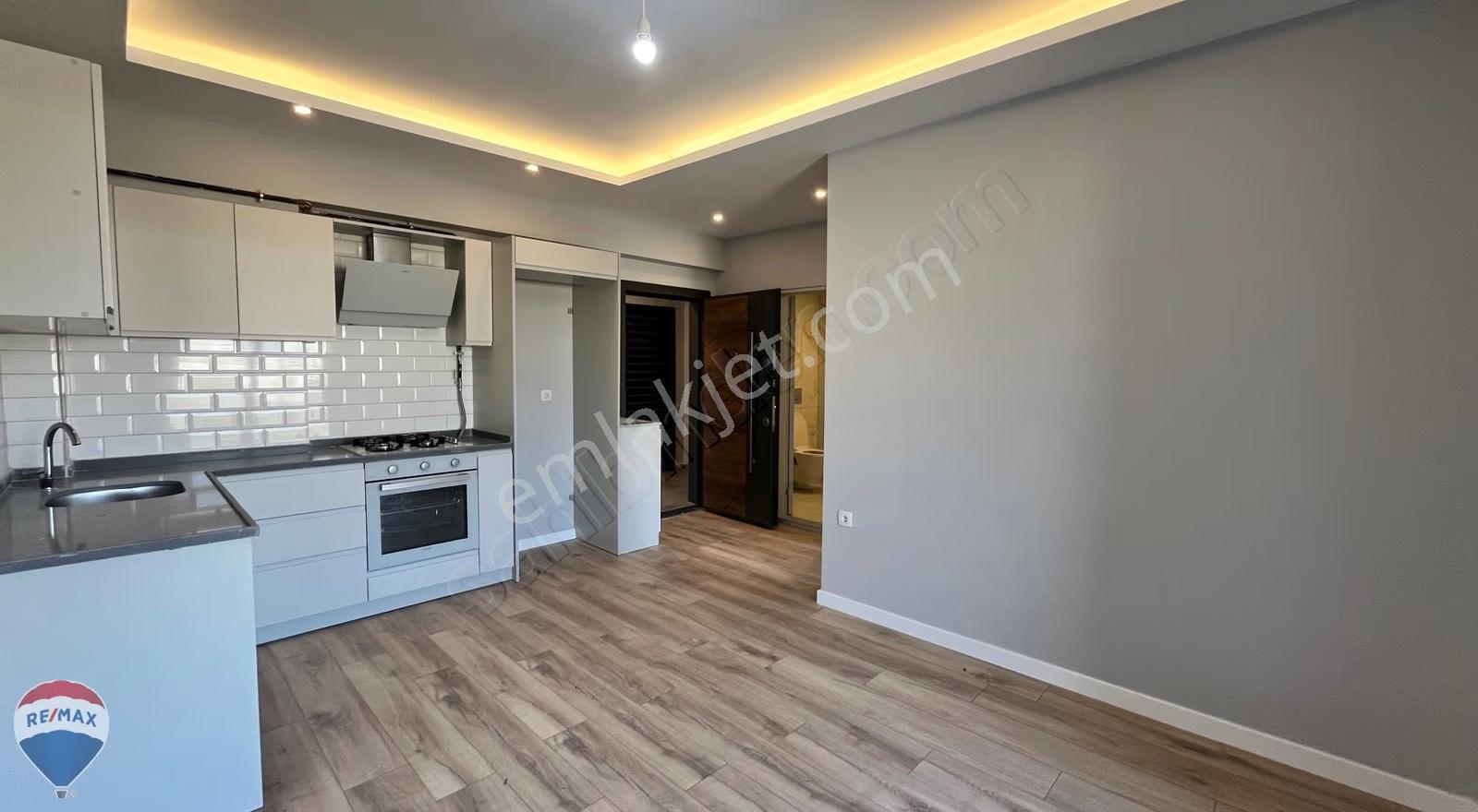 Remax Maviden Stüdyo99 Projesinde 1+1 54 M2 Asansörlü Daire - Görsel 2