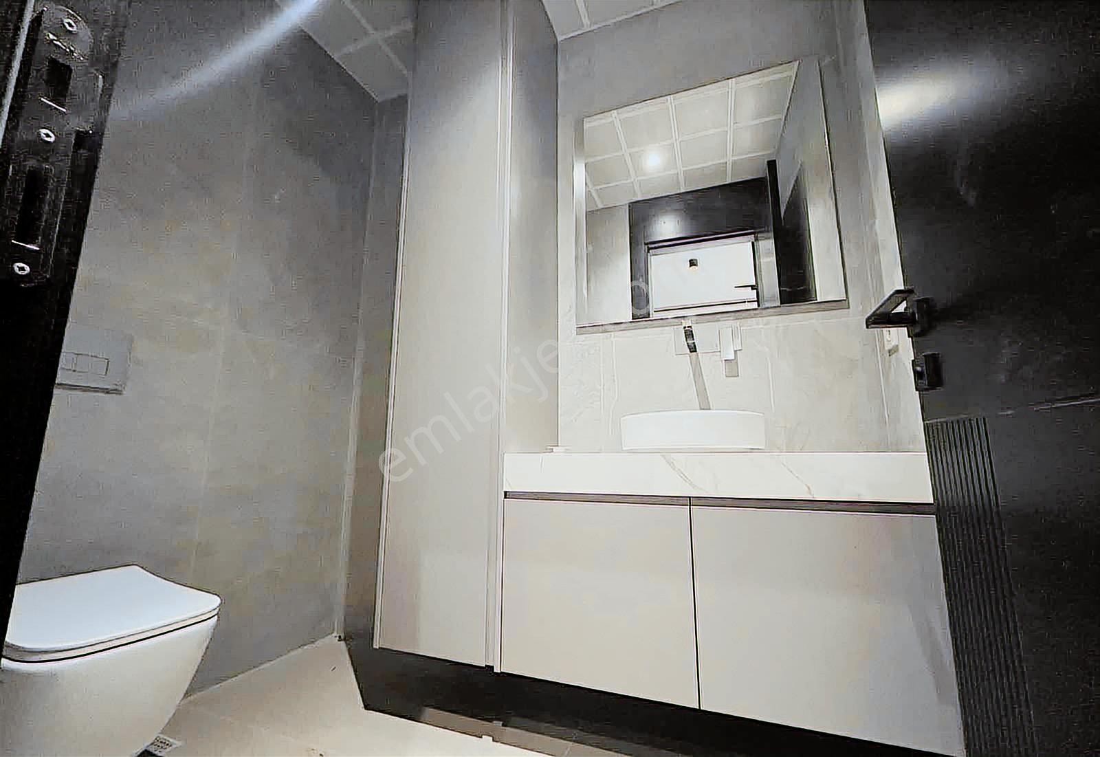 Tank Meydanında Kiralık Aidatsız Lüks Konsept Ofisler! - Görsel 31